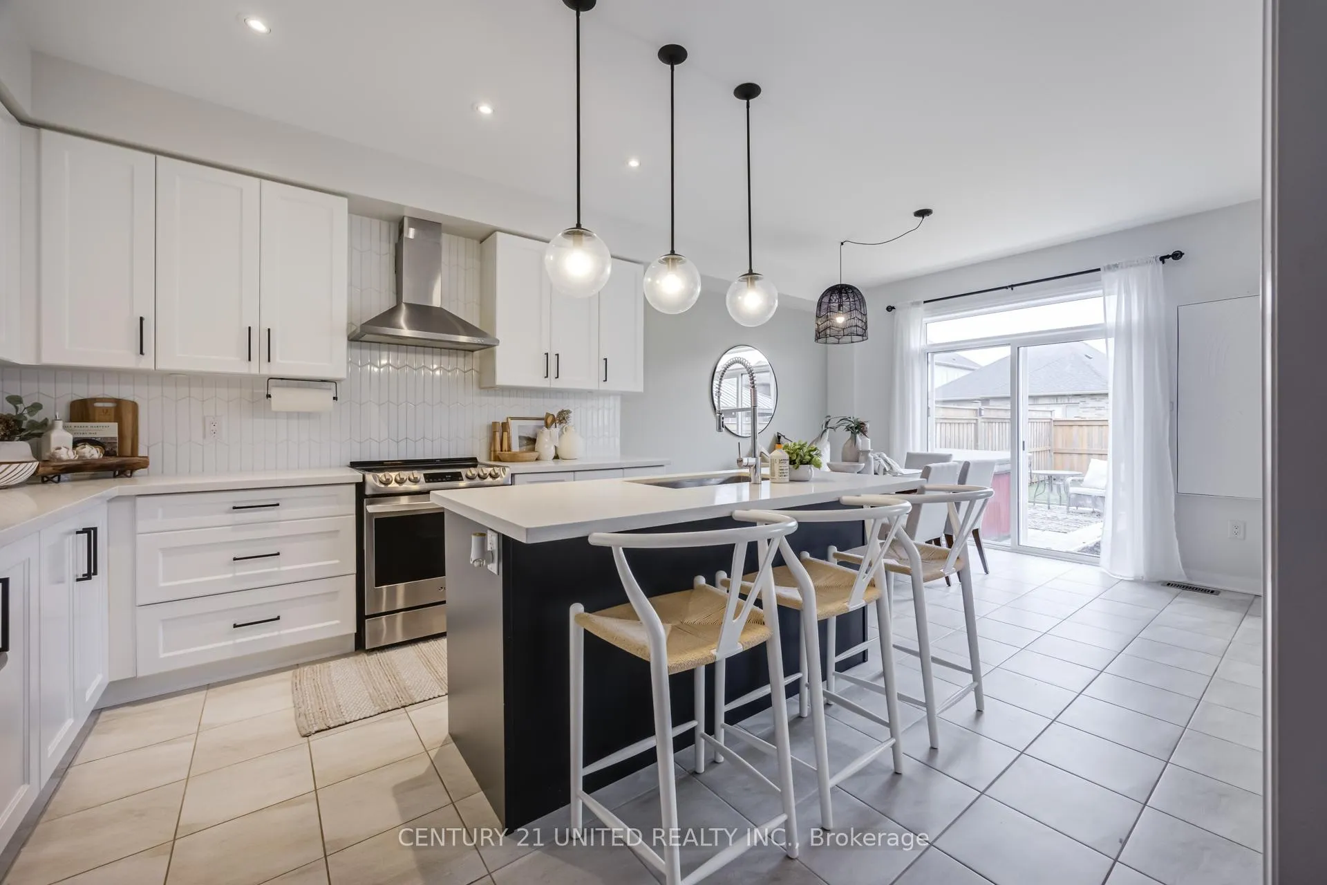 Photo 12 of 35 Fernridge Heights, Cavan Monaghan, Cavan Twp — HOMEH