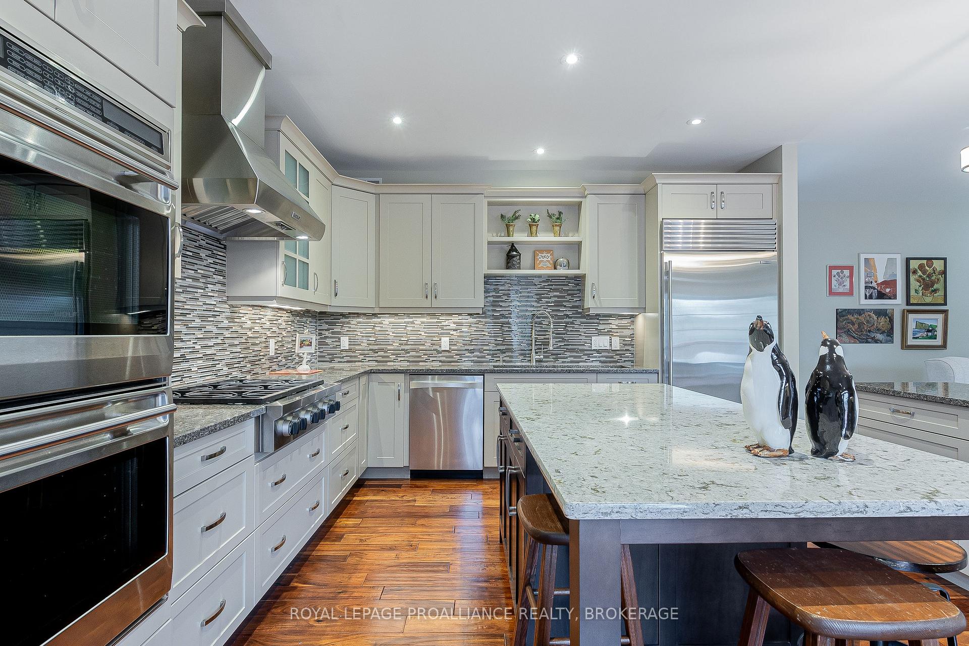 Photo 7 of 651 Woodland Place, Kingston, Kingston East (incl CFB Kingston) — HOMEH