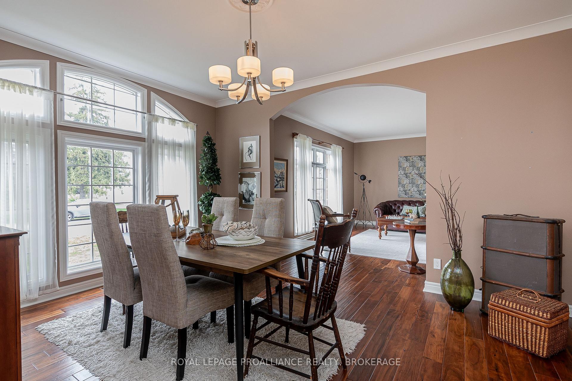 Photo 8 of 651 Woodland Place, Kingston, Kingston East (incl CFB Kingston) — HOMEH