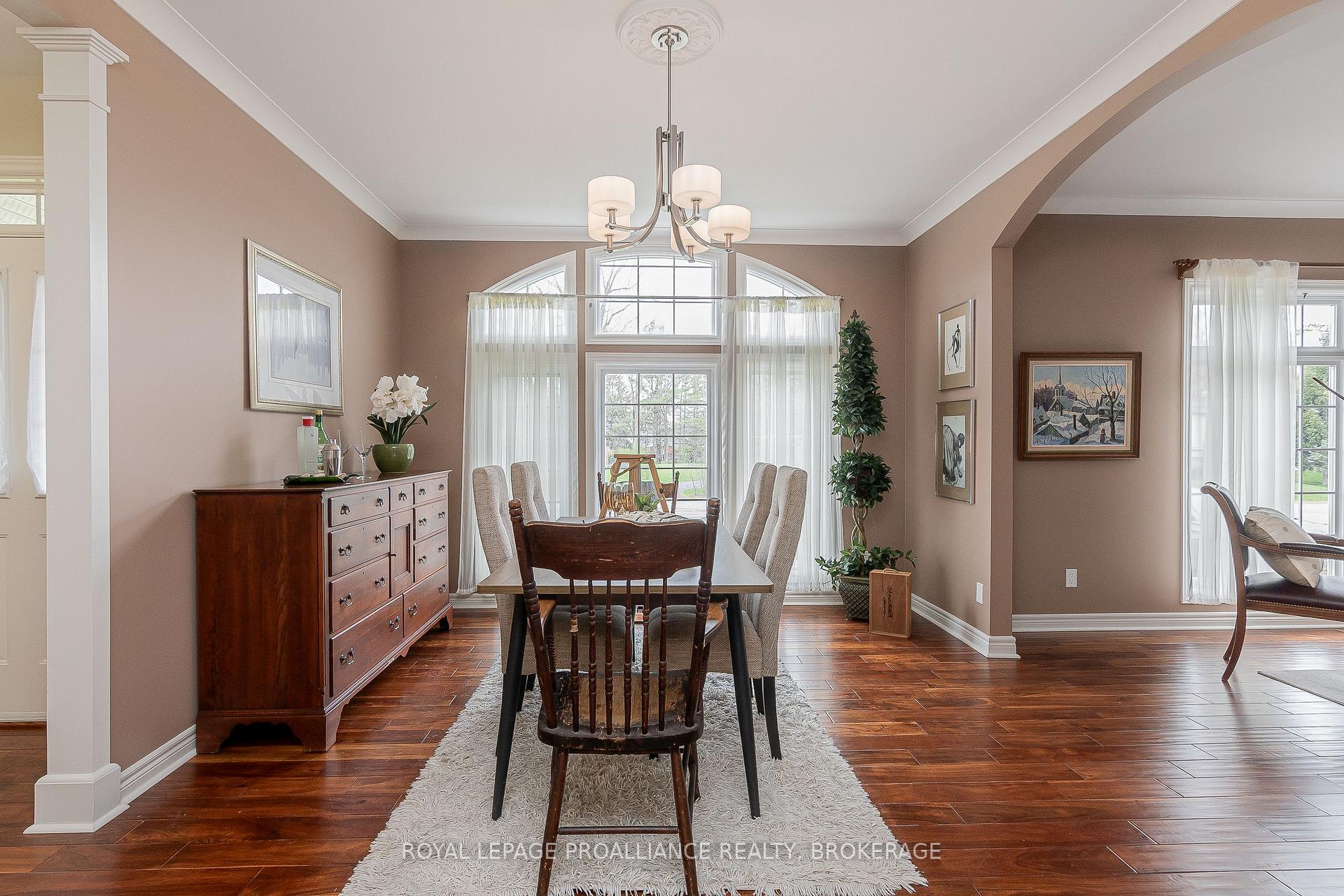 Photo 9 of 651 Woodland Place, Kingston, Kingston East (incl CFB Kingston) — HOMEH