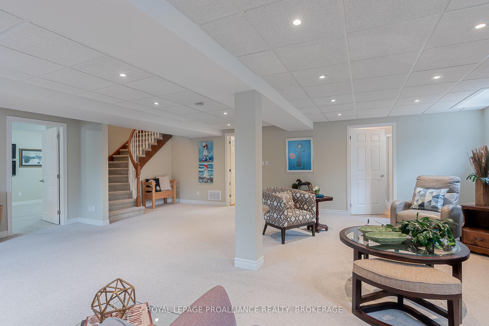 Photo 24 of 651 Woodland Place, Kingston, Kingston East (incl CFB Kingston) — HOMEH