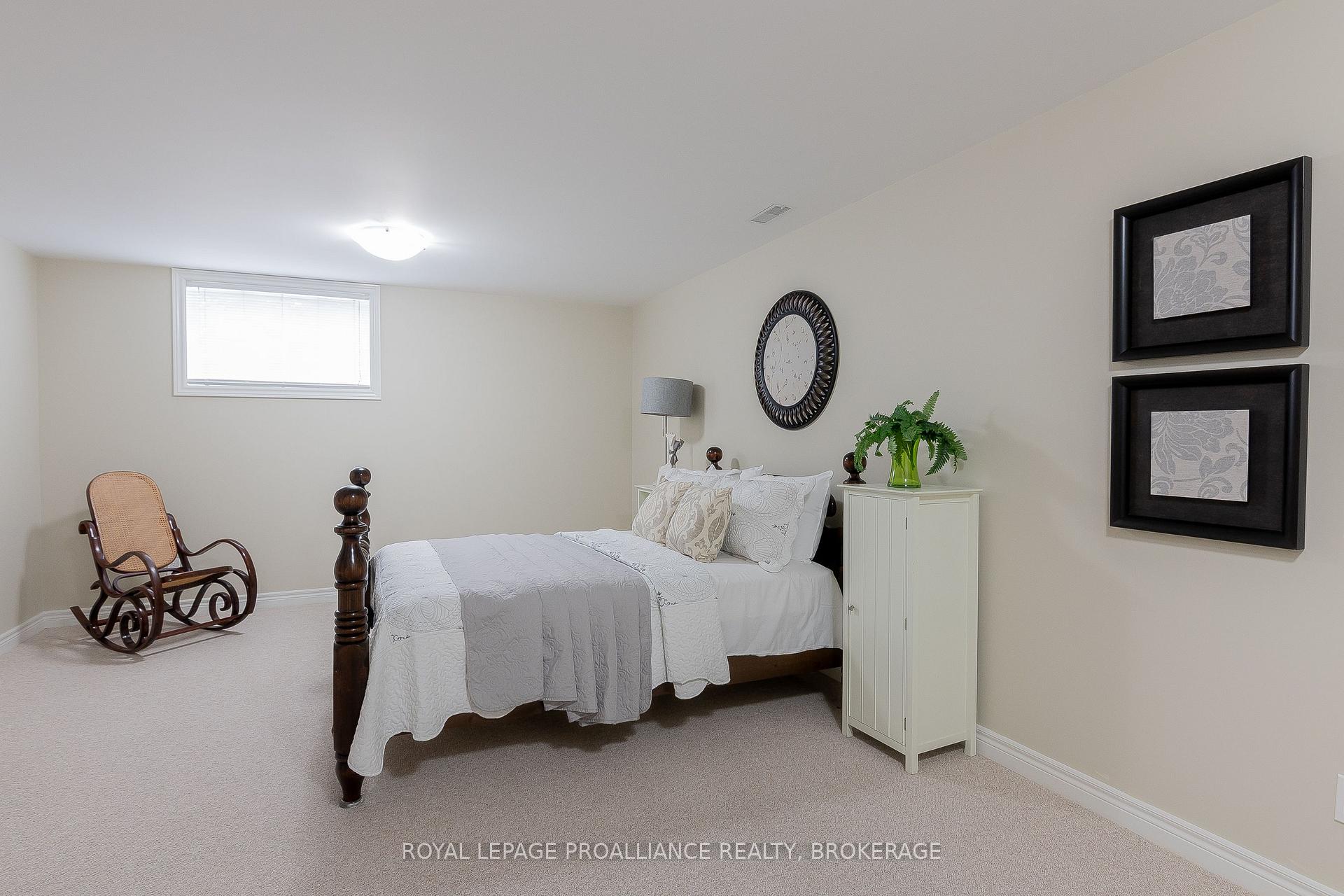 Photo 27 of 651 Woodland Place, Kingston, Kingston East (incl CFB Kingston) — HOMEH