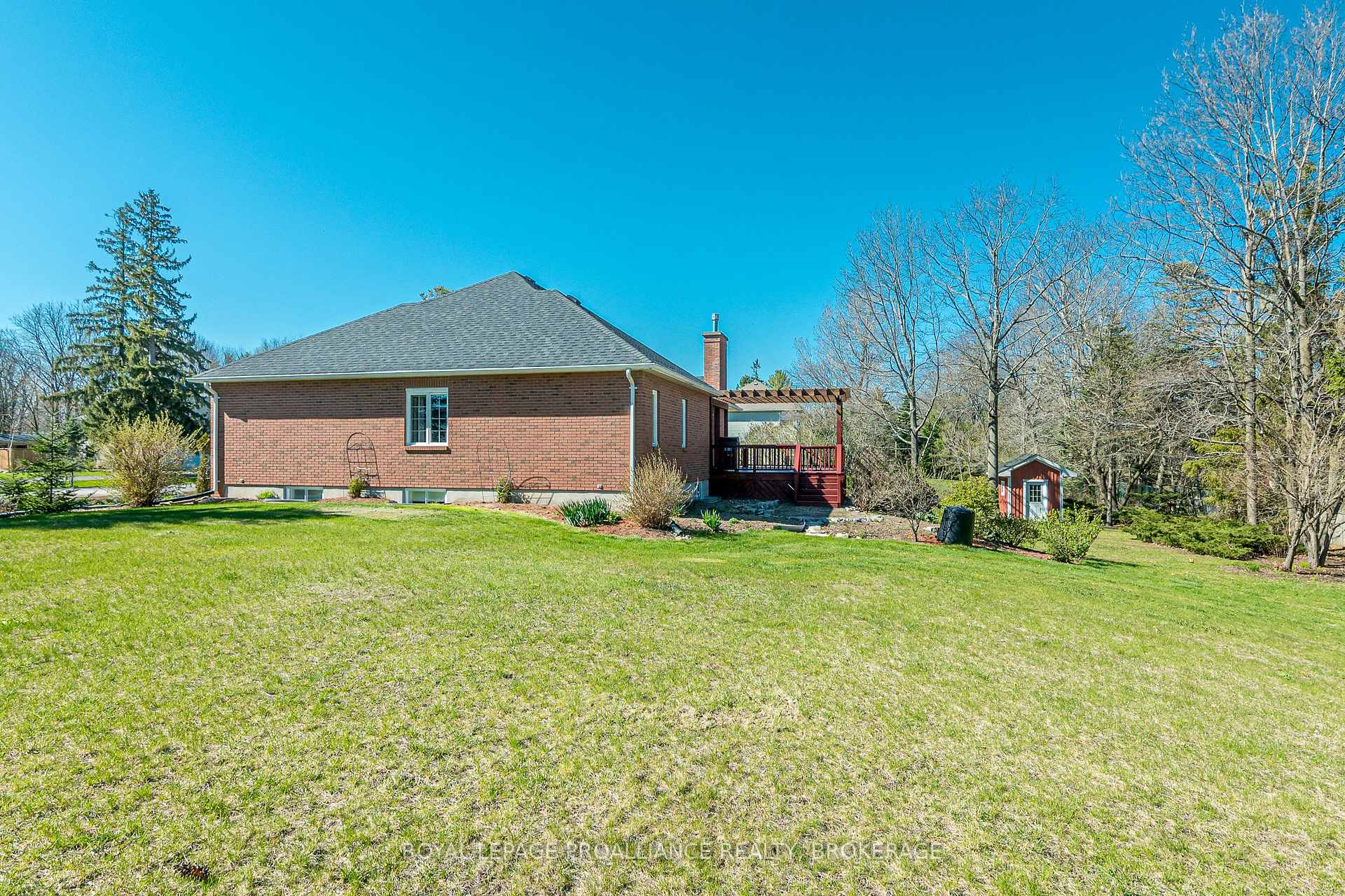 Photo 38 of 651 Woodland Place, Kingston, Kingston East (incl CFB Kingston) — HOMEH