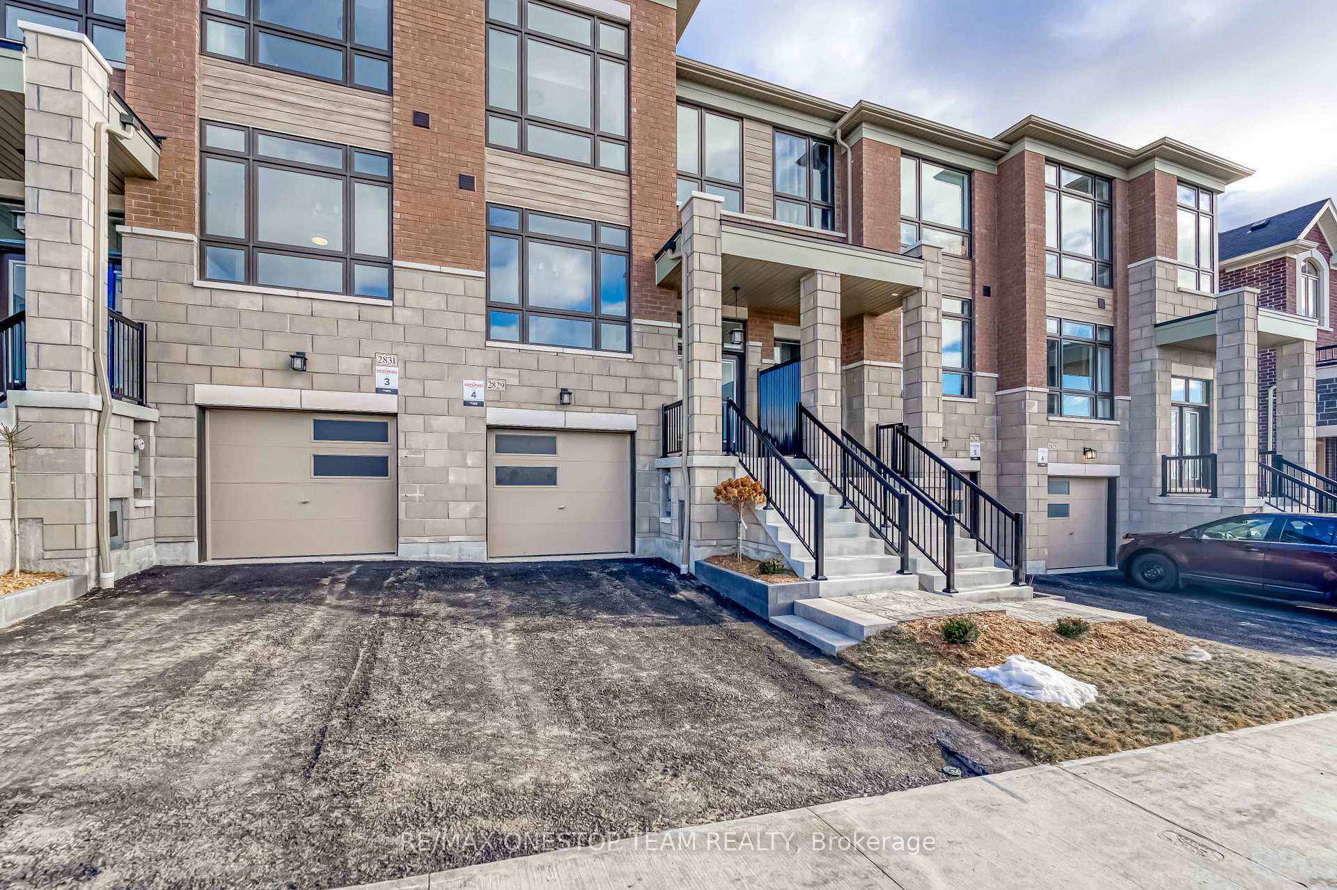 Photo 3 of 2829 Albatross Way, Pickering, Rural Pickering — HOMEH