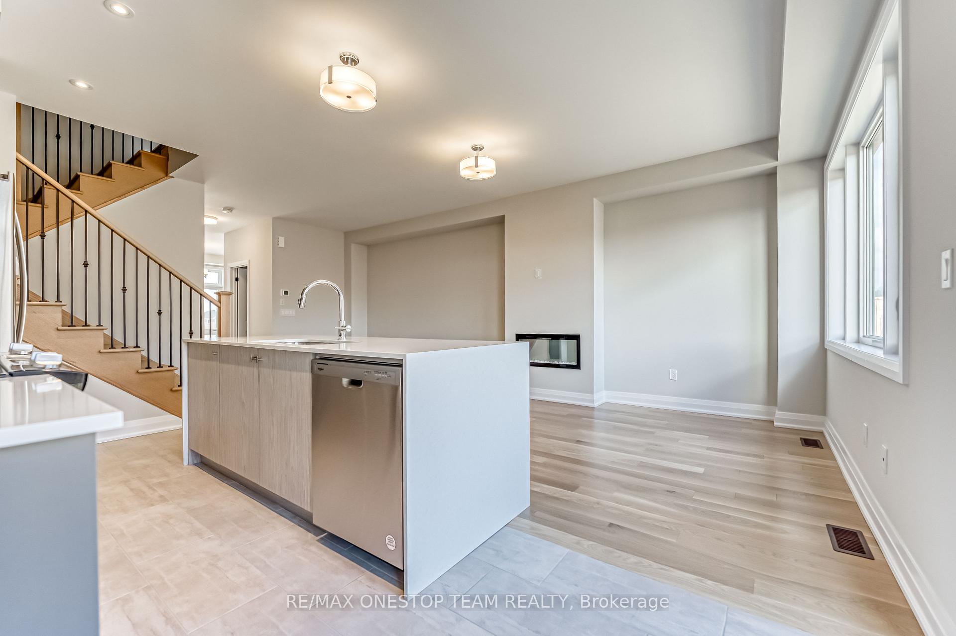 Photo 13 of 2829 Albatross Way, Pickering, Rural Pickering — HOMEH