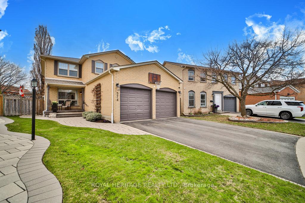 Photo 1 of 574 Springview Drive, Pickering, Amberlea — HOMEH