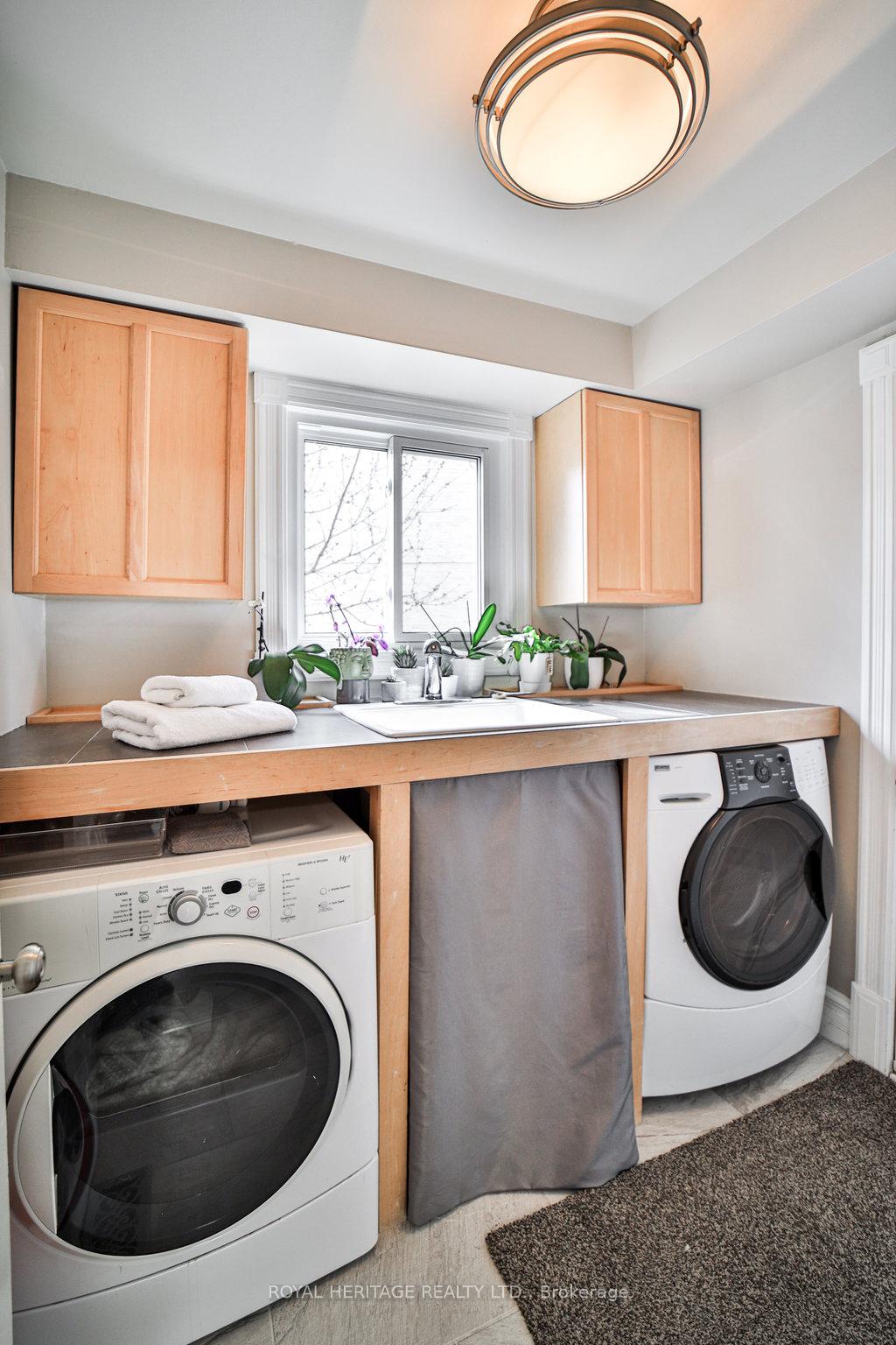 Photo 17 of 574 Springview Drive, Pickering, Amberlea — HOMEH