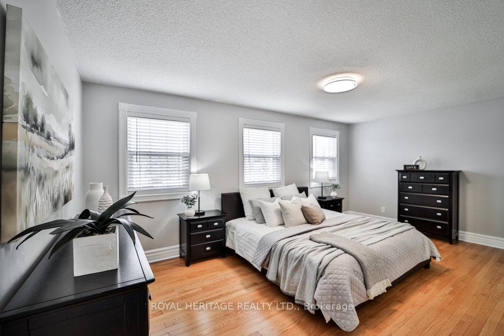 Photo 20 of 574 Springview Drive, Pickering, Amberlea — HOMEH