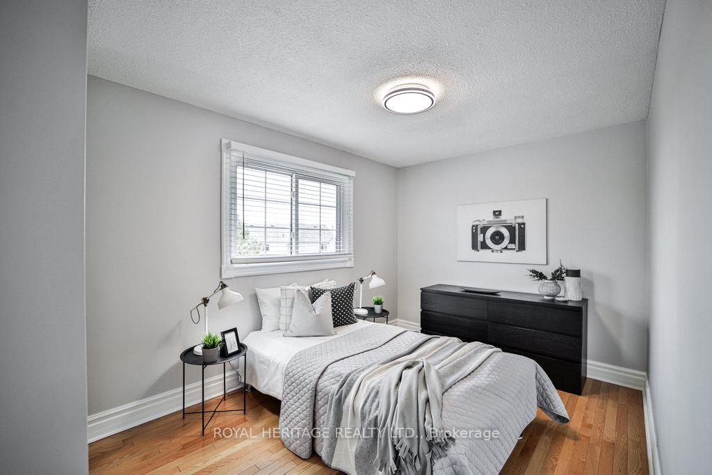 Photo 24 of 574 Springview Drive, Pickering, Amberlea — HOMEH