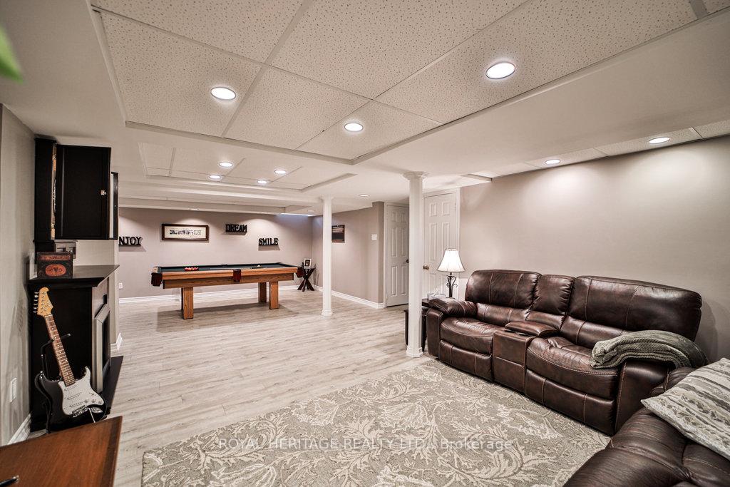 Photo 34 of 574 Springview Drive, Pickering, Amberlea — HOMEH