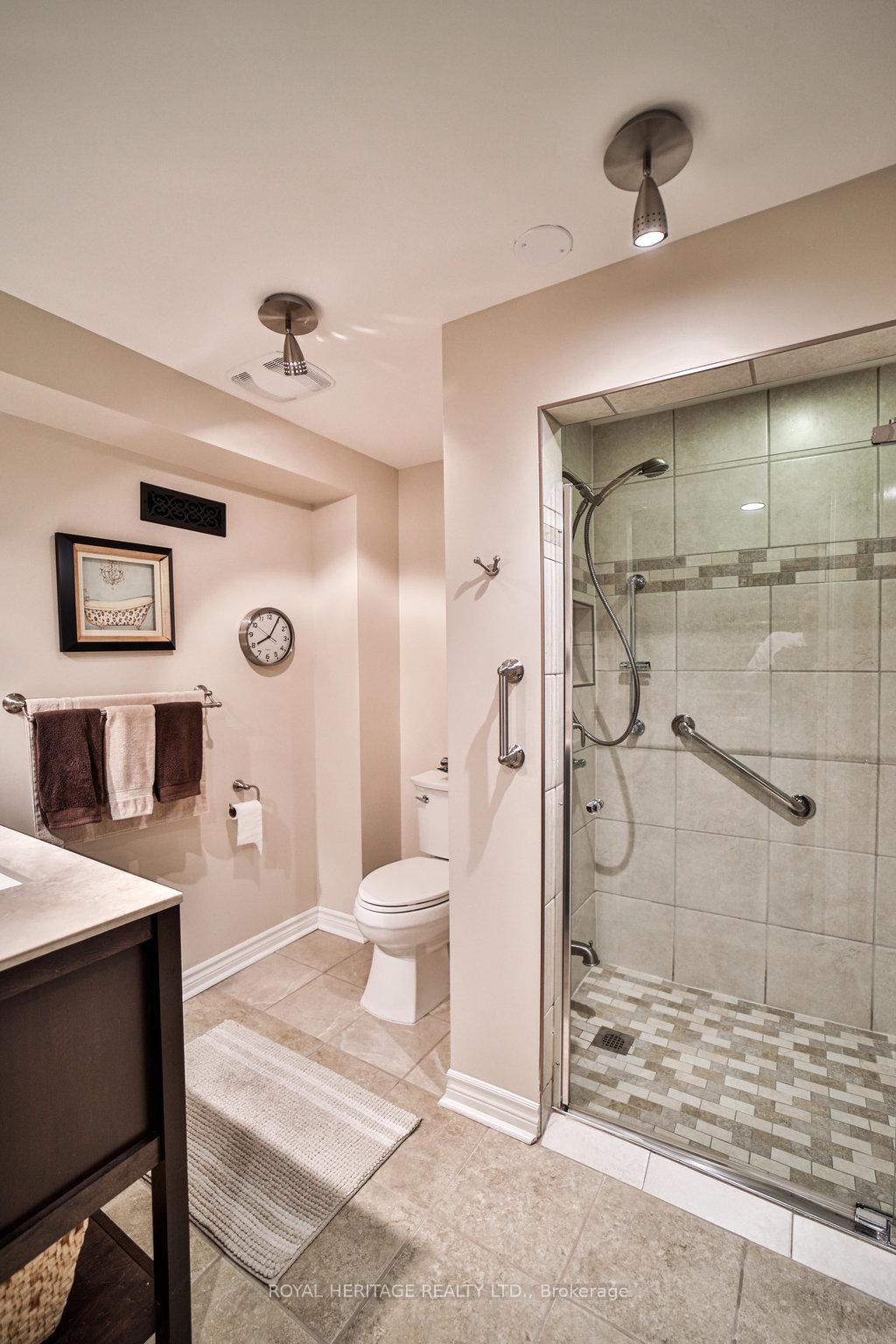 Photo 36 of 574 Springview Drive, Pickering, Amberlea — HOMEH