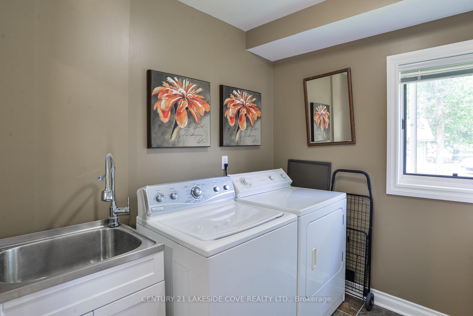 Photo 16 of 13 Old Indian Trail N, Ramara, Brechin — HOMEH