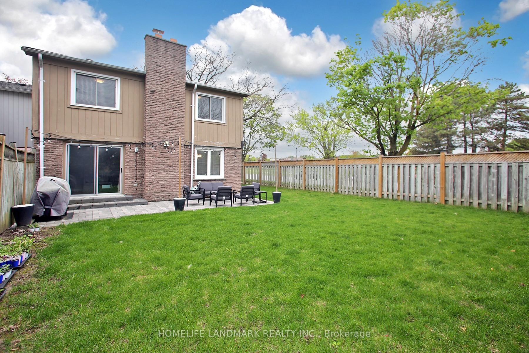 Photo 32 of 1839 Walnut Lane, Pickering, Liverpool — HOMEH