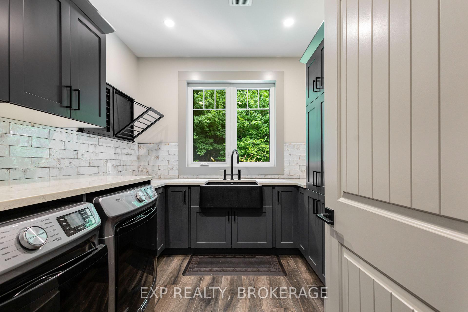 Photo 14 of 2217 Shepherd Drive, Kingston, City North of 401 — HOMEH