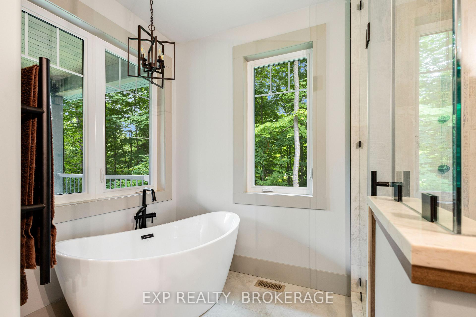 Photo 22 of 2217 Shepherd Drive, Kingston, City North of 401 — HOMEH