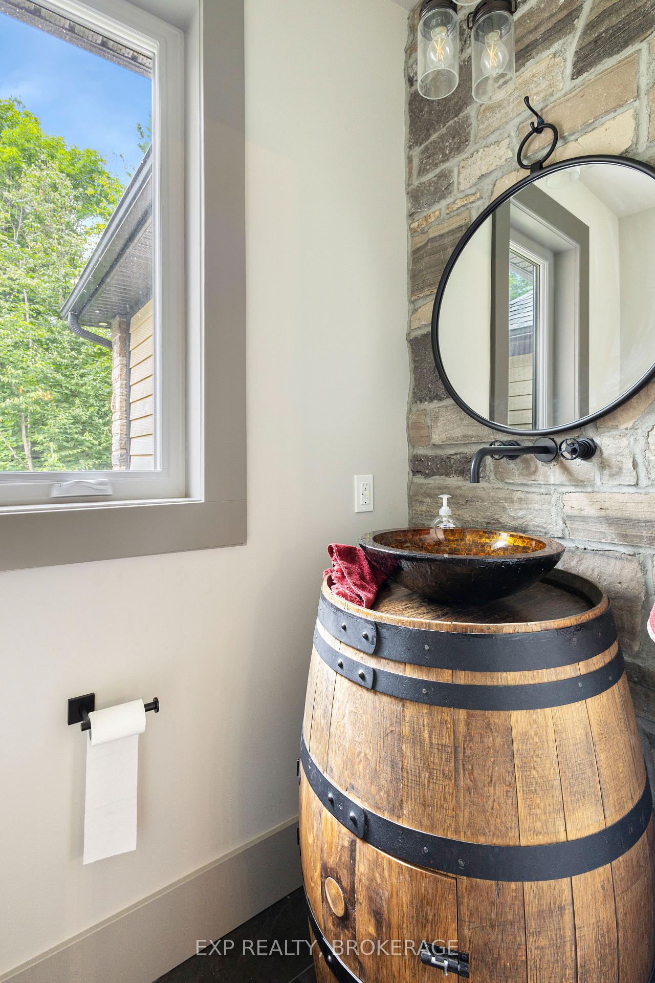 Photo 24 of 2217 Shepherd Drive, Kingston, City North of 401 — HOMEH