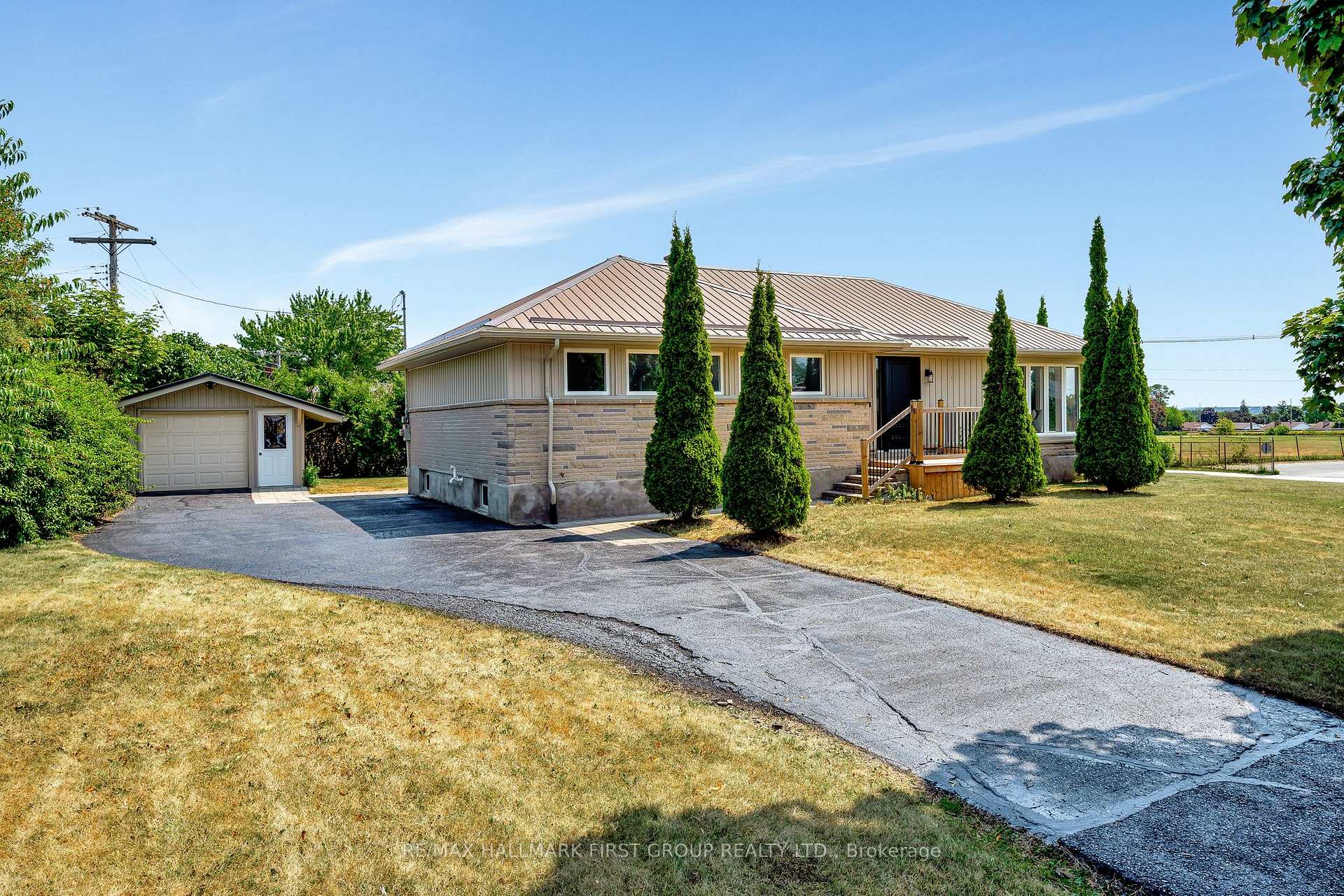 Photo 1 of 23 Third Avenue, Quinte West, Trenton Ward — HOMEH