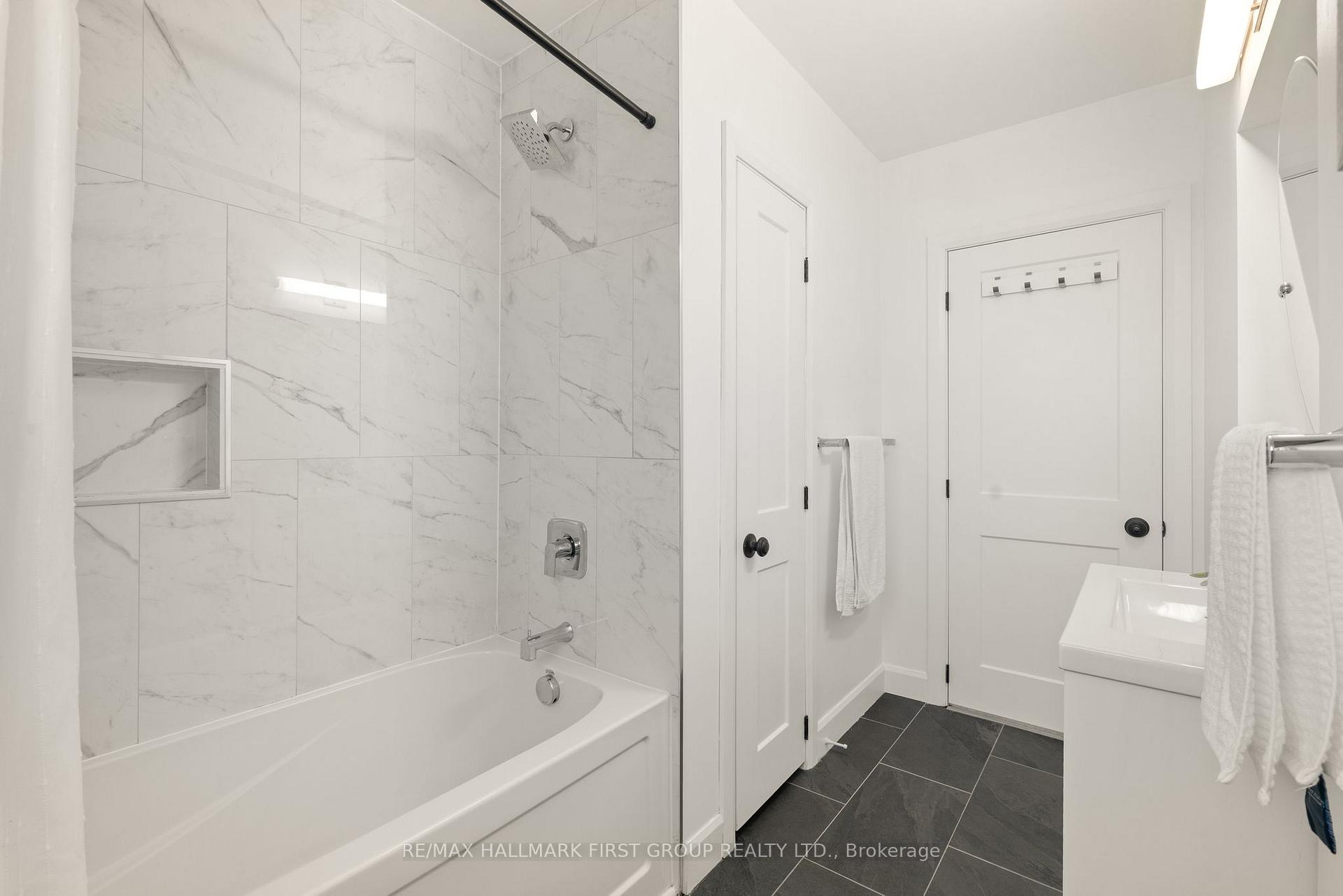 Photo 25 of 23 Third Avenue, Quinte West, Trenton Ward — HOMEH