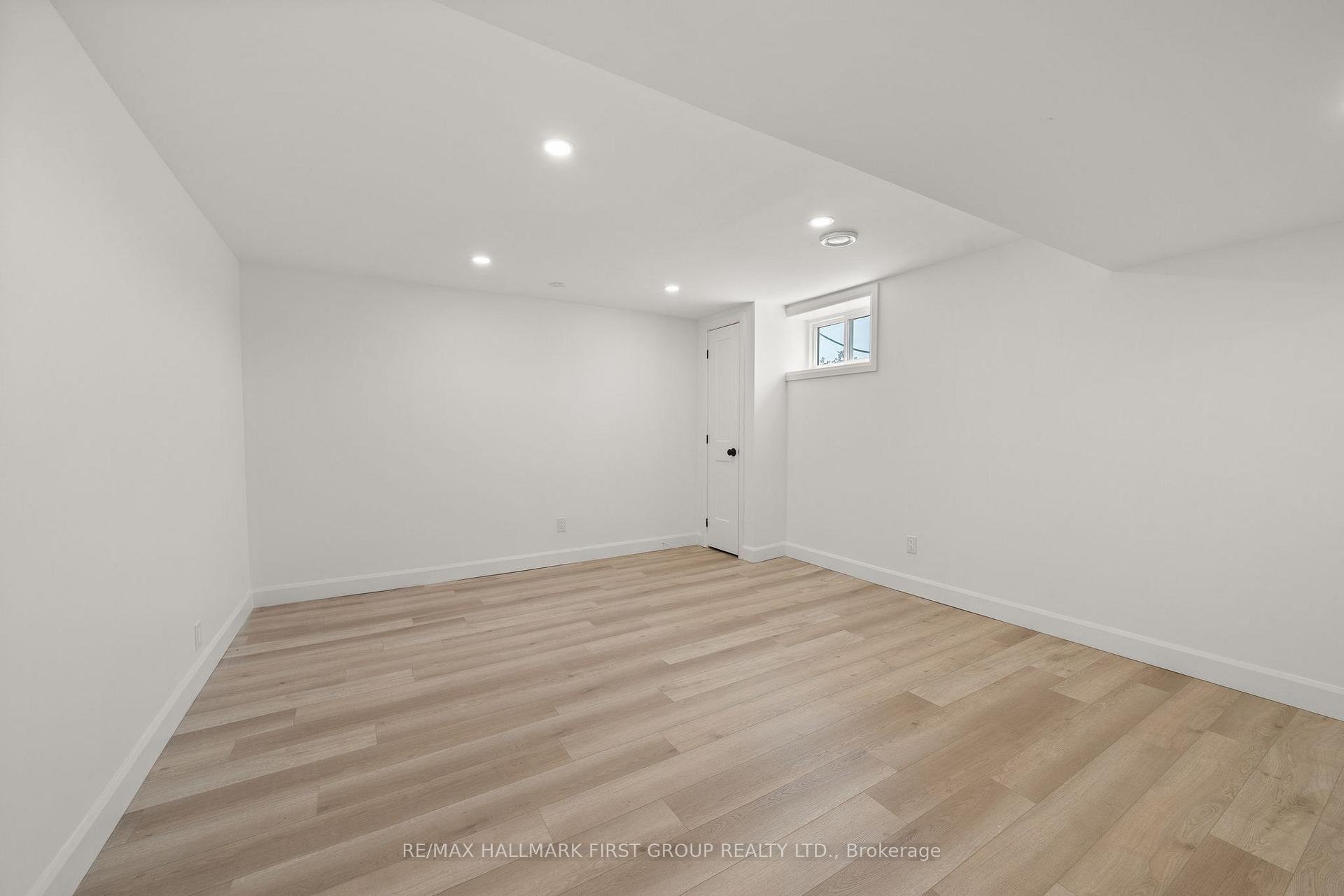 Photo 32 of 23 Third Avenue, Quinte West, Trenton Ward — HOMEH