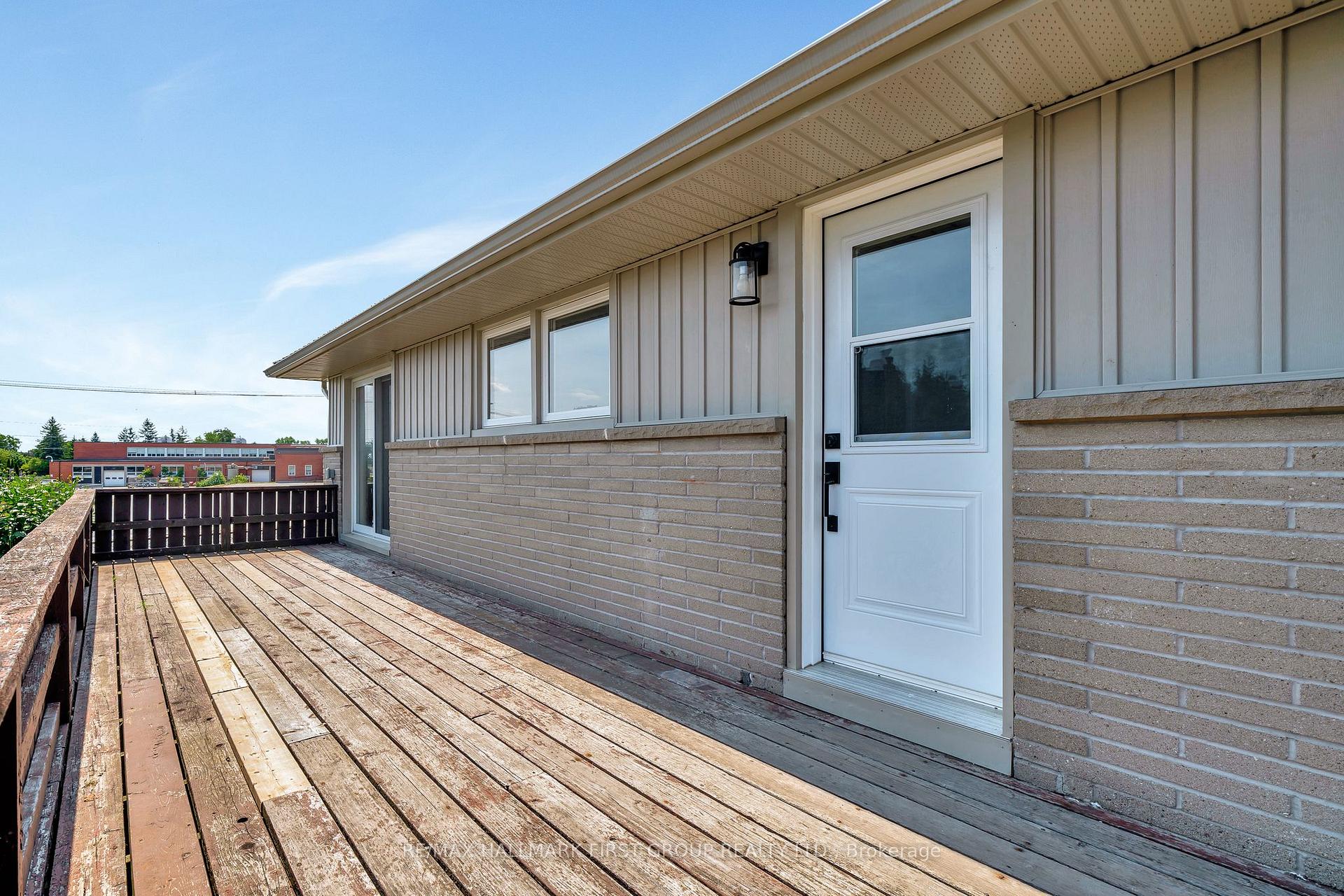 Photo 41 of 23 Third Avenue, Quinte West, Trenton Ward — HOMEH