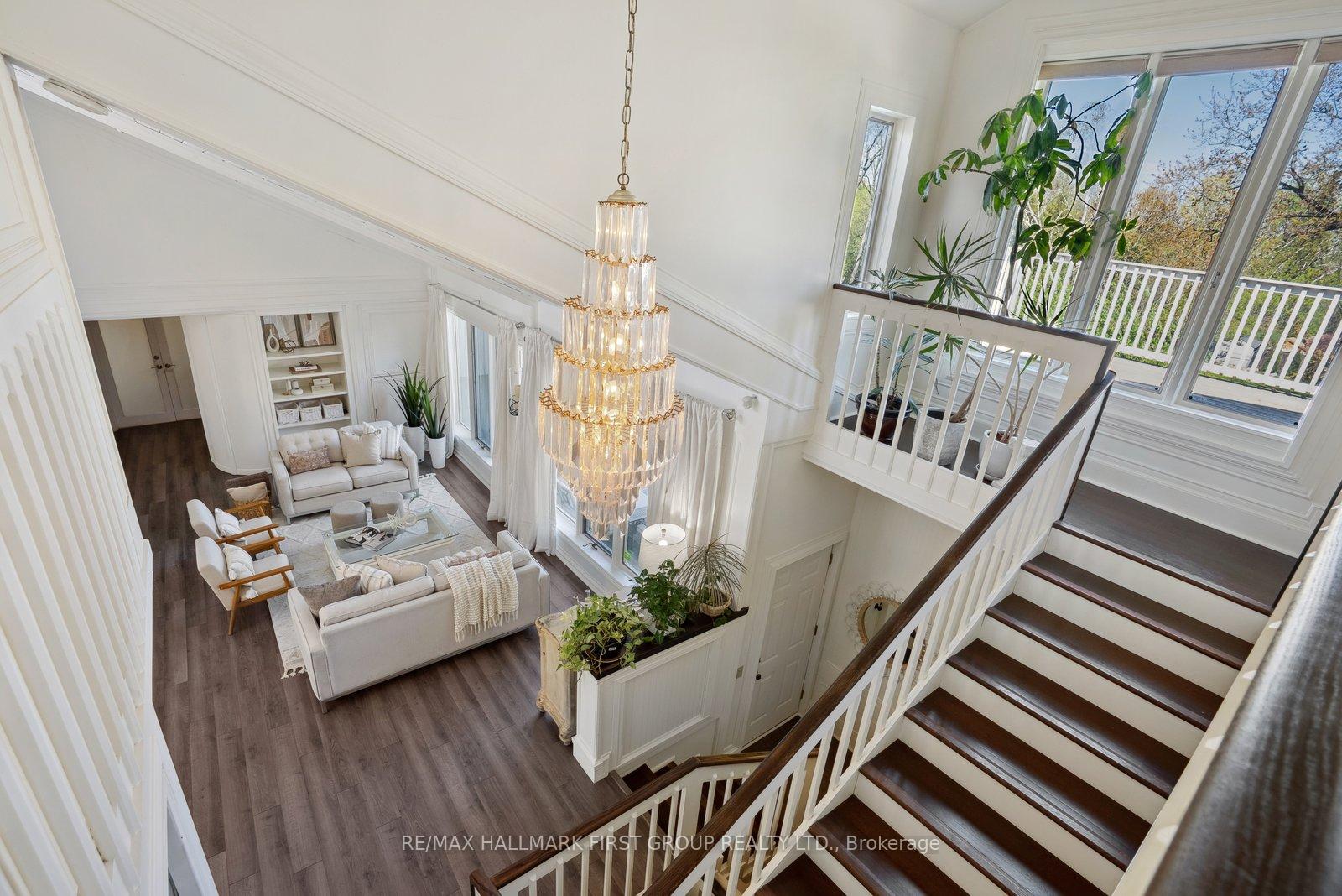 Photo 5 of 1901 Spruce Hill Road, Pickering, Dunbarton — HOMEH