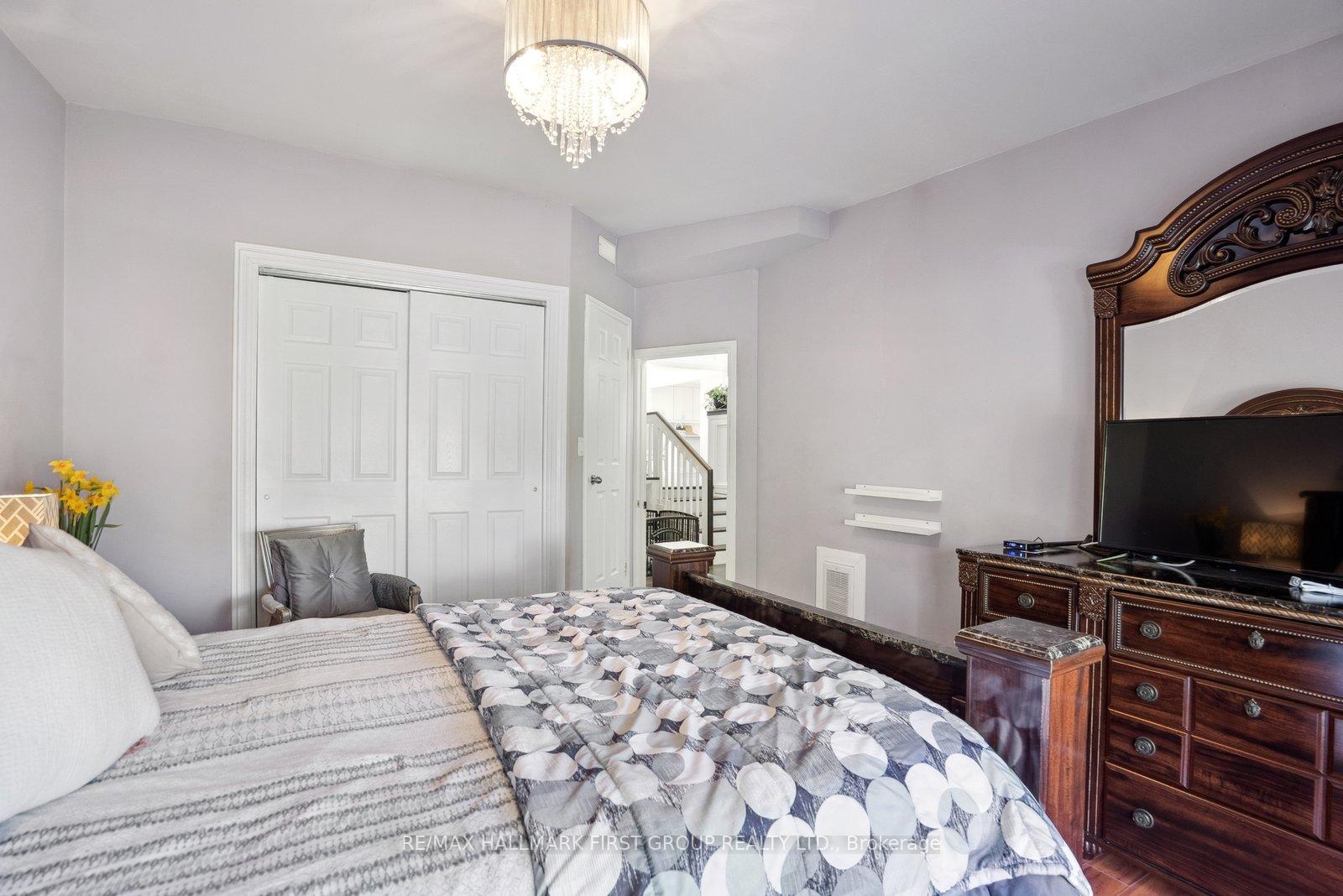 Photo 36 of 1901 Spruce Hill Road, Pickering, Dunbarton — HOMEH