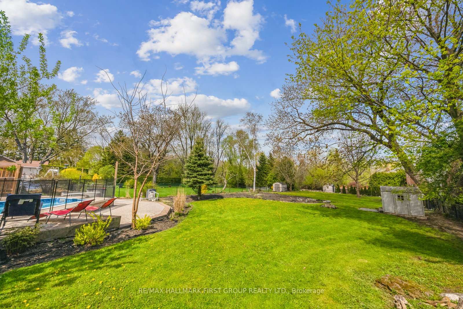 Photo 43 of 1901 Spruce Hill Road, Pickering, Dunbarton — HOMEH