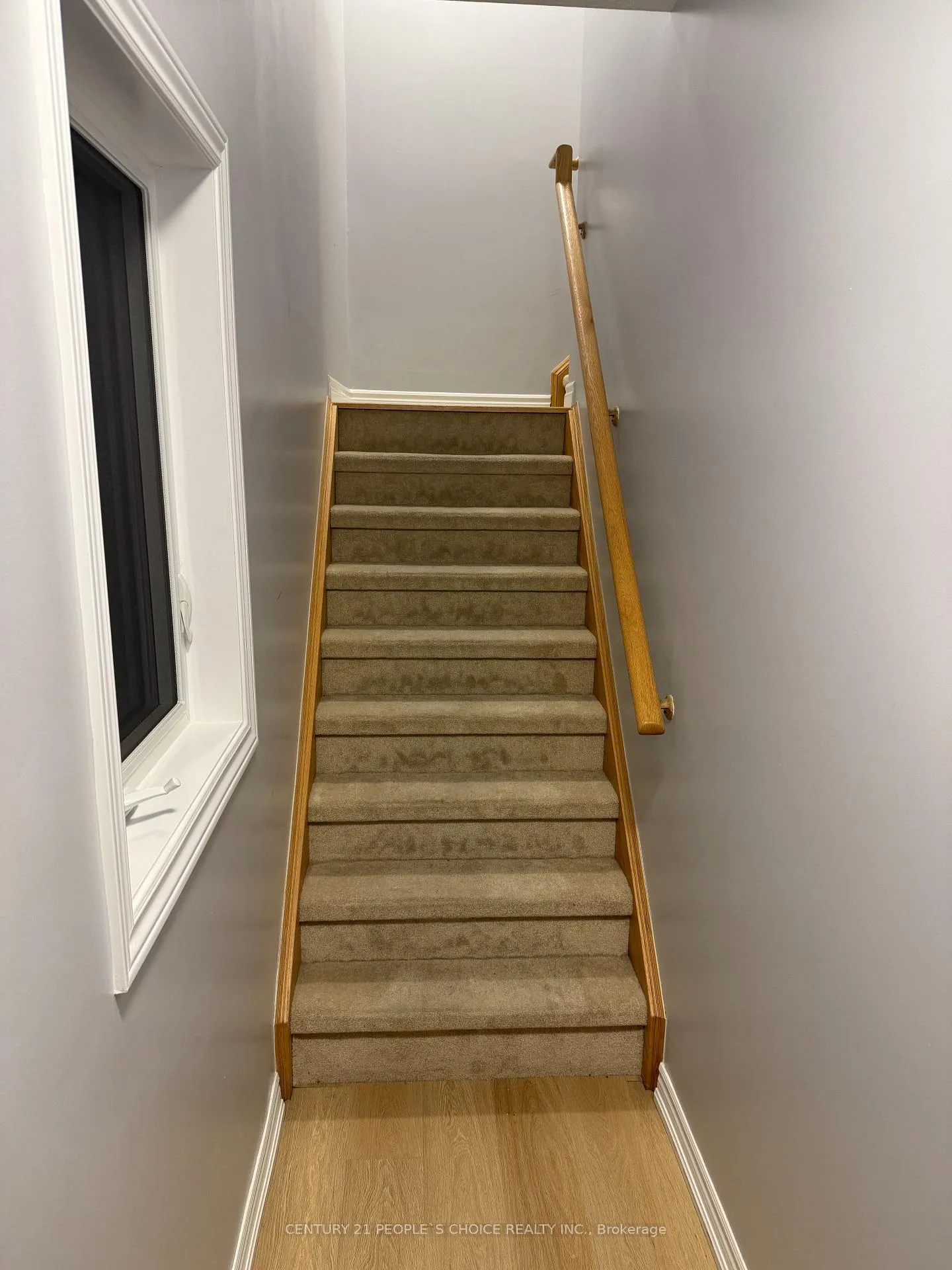 Photo 2 of Unit 4, 465 Beresford Path, Oshawa, Central — HOMEH
