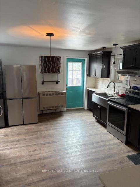 Photo 4 of 450 Coumbes Lane, Renfrew — HOMEH