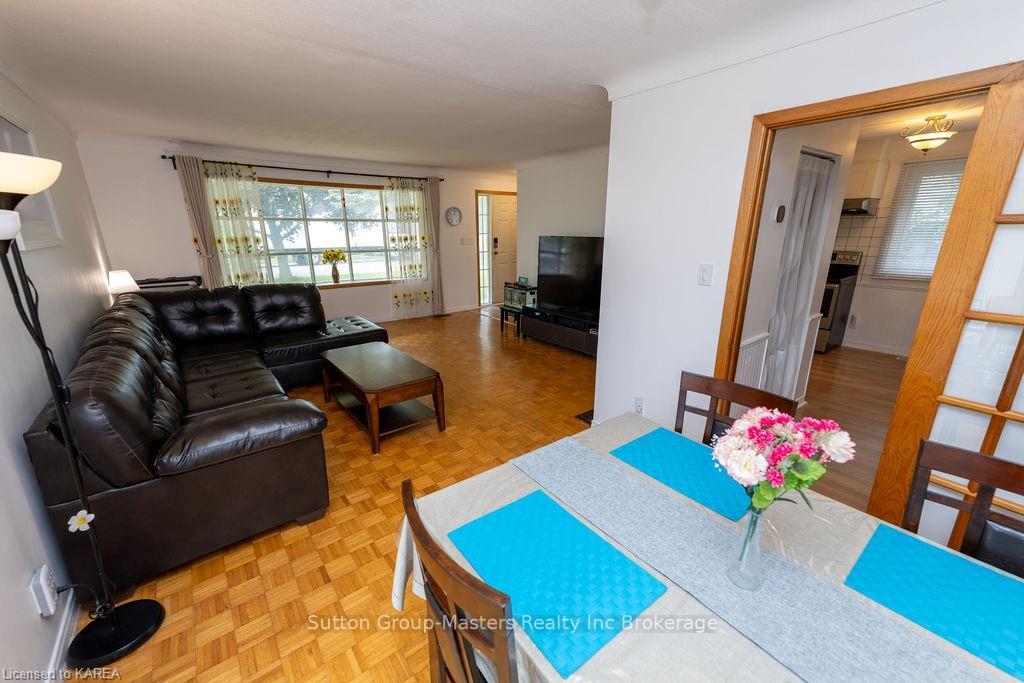 Photo 3 of 687 Harrow Place, Kingston, South of Taylor-Kidd Blvd — HOMEH