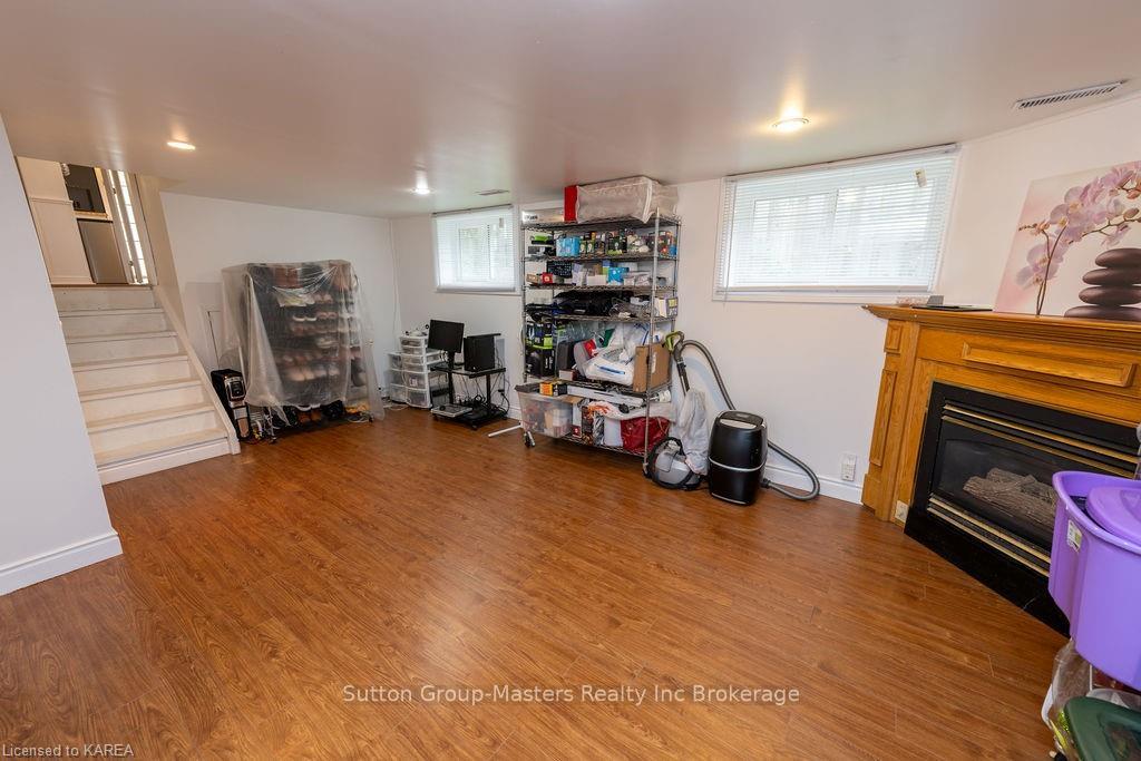 Photo 7 of 687 Harrow Place, Kingston, South of Taylor-Kidd Blvd — HOMEH
