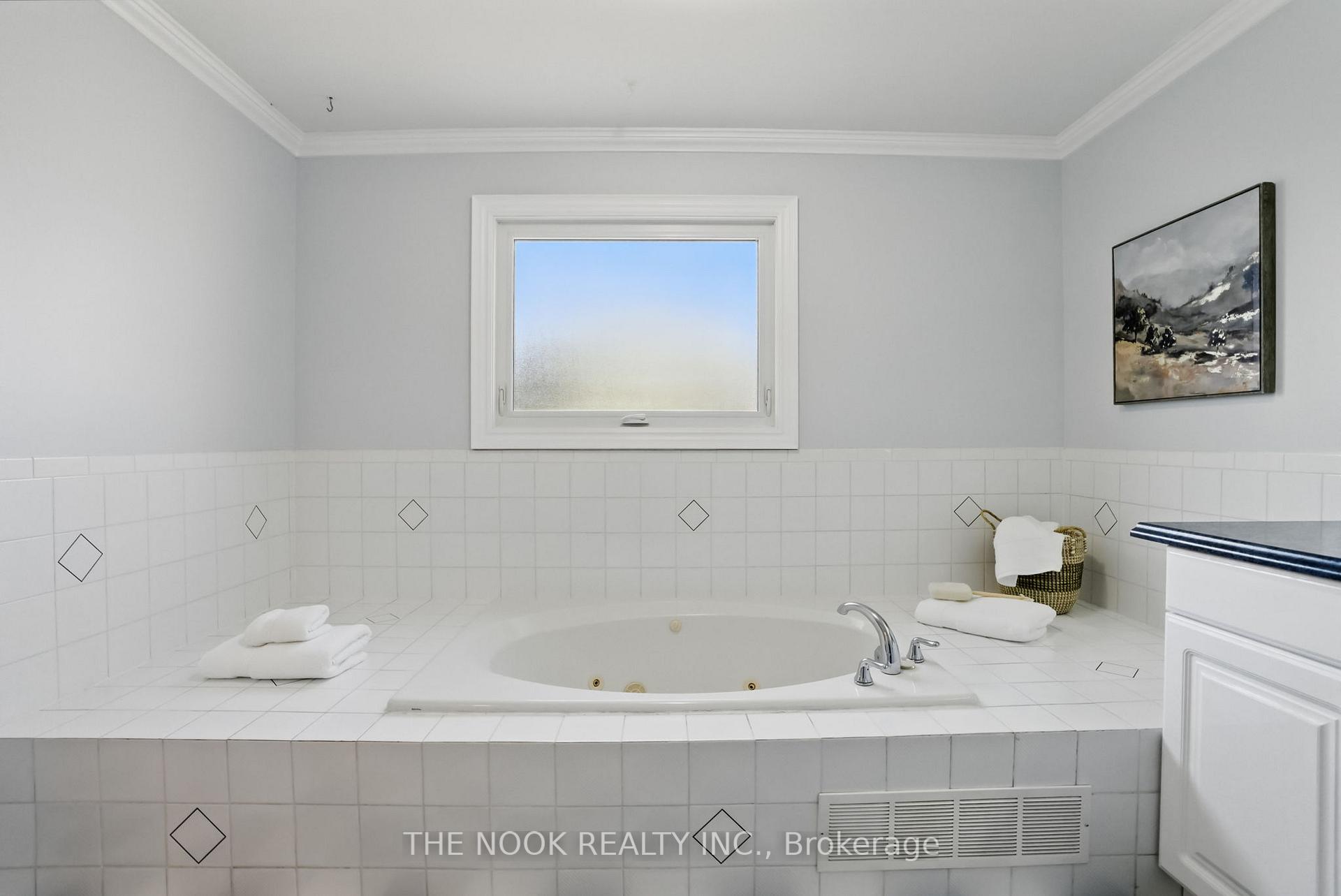 Photo 27 of 957 Sproule Crescent, Oshawa, Pinecrest — HOMEH