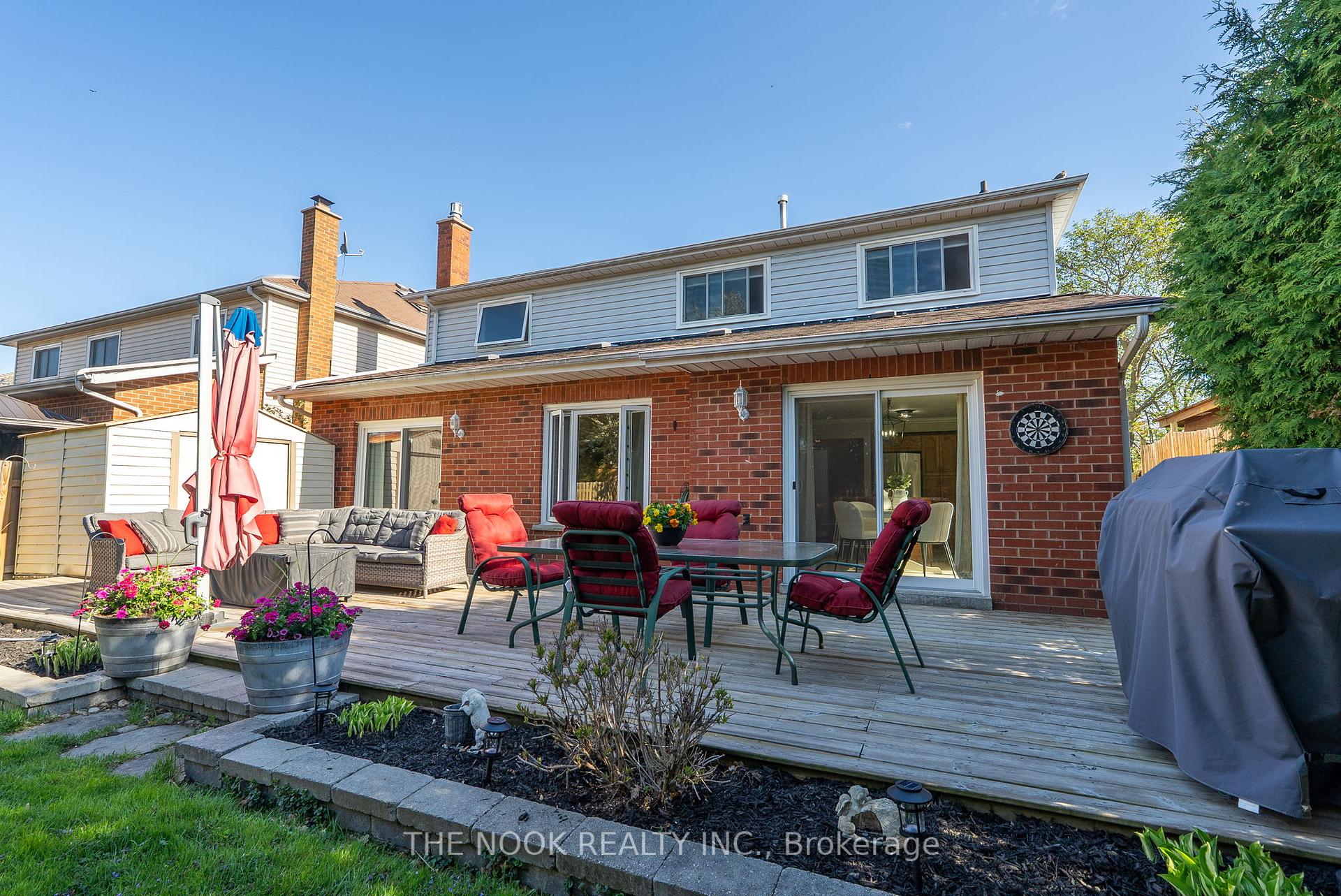 Photo 44 of 957 Sproule Crescent, Oshawa, Pinecrest — HOMEH