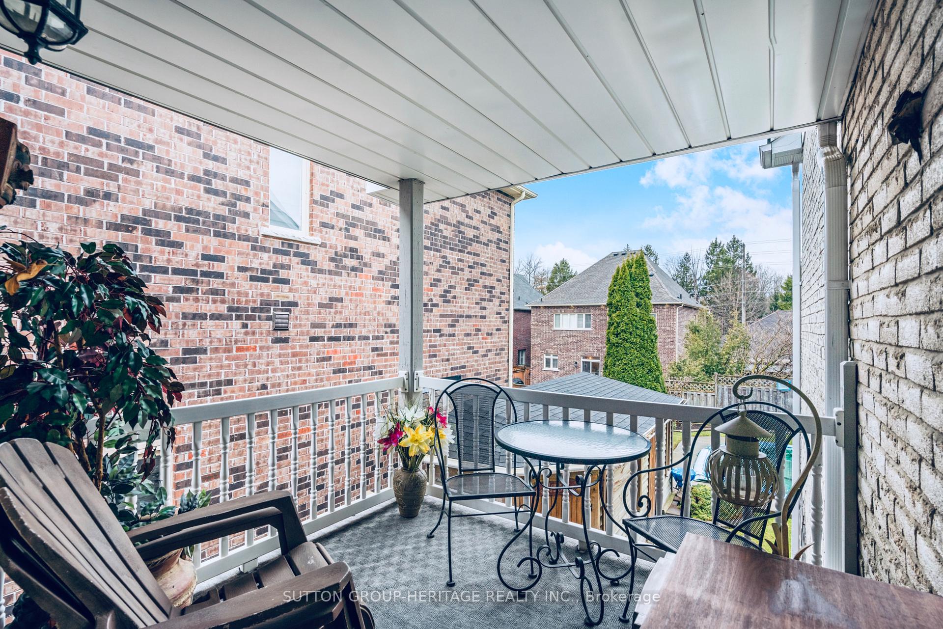 Photo 13 of 943 Gablehurst Crescent, Pickering, Liverpool — HOMEH