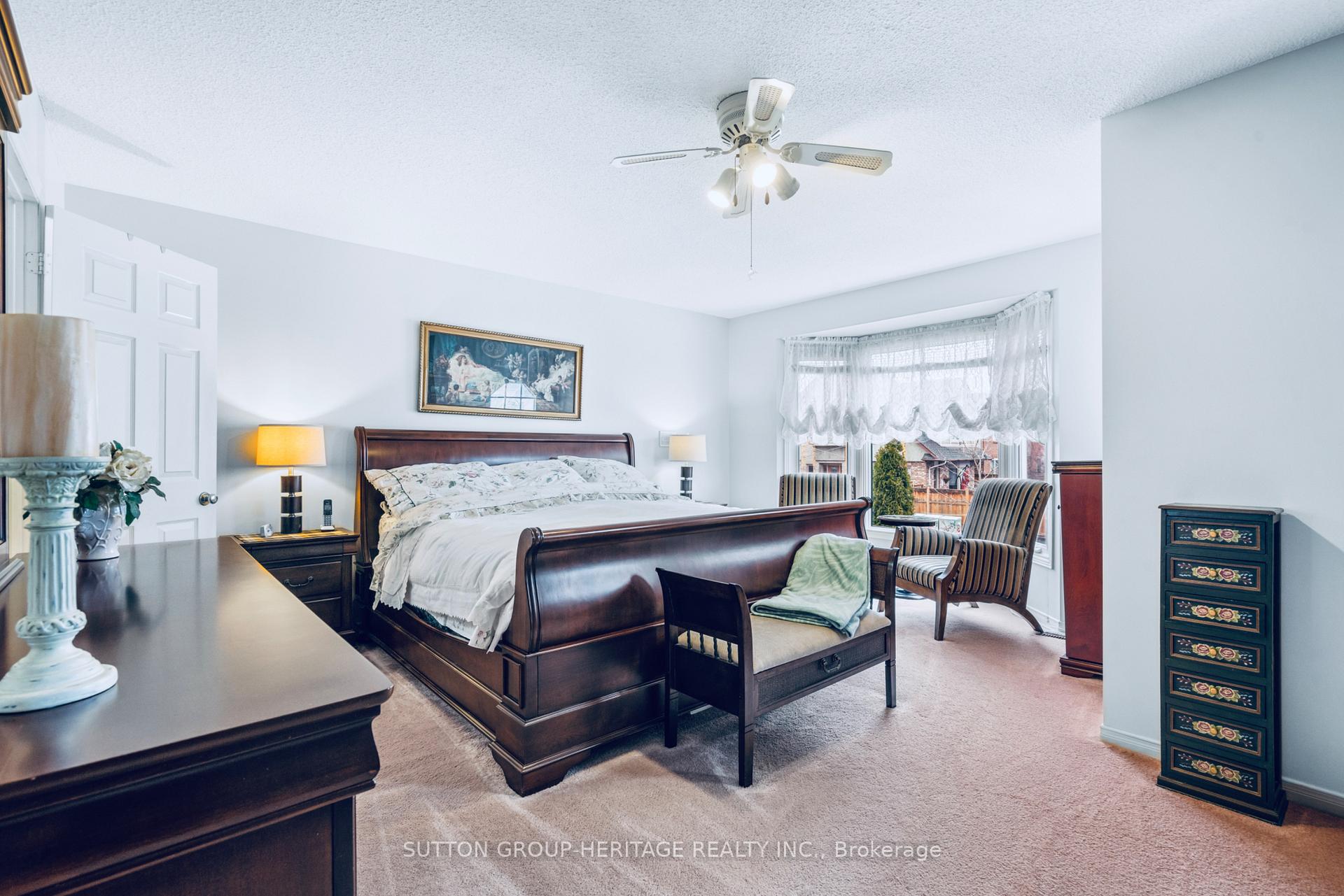 Photo 14 of 943 Gablehurst Crescent, Pickering, Liverpool — HOMEH