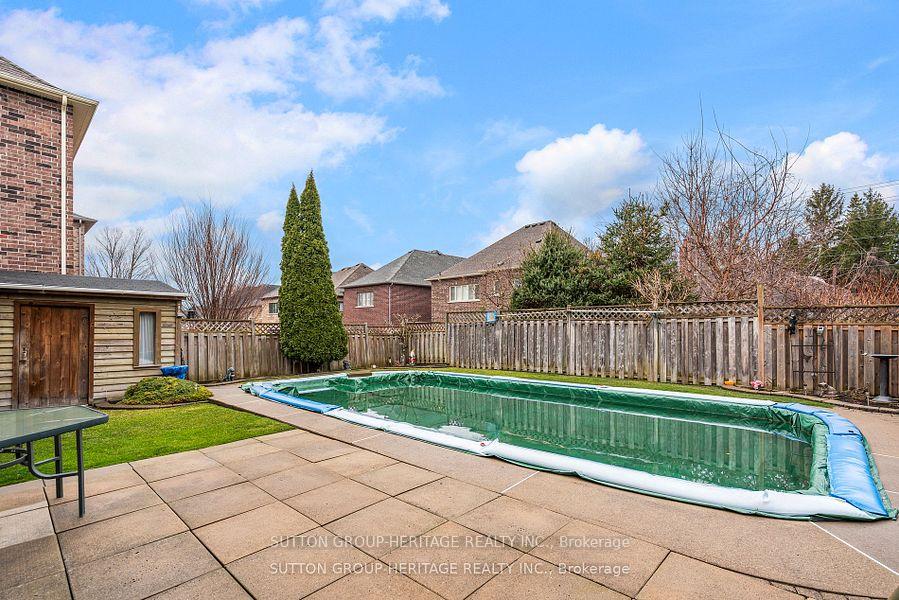 Photo 23 of 943 Gablehurst Crescent, Pickering, Liverpool — HOMEH