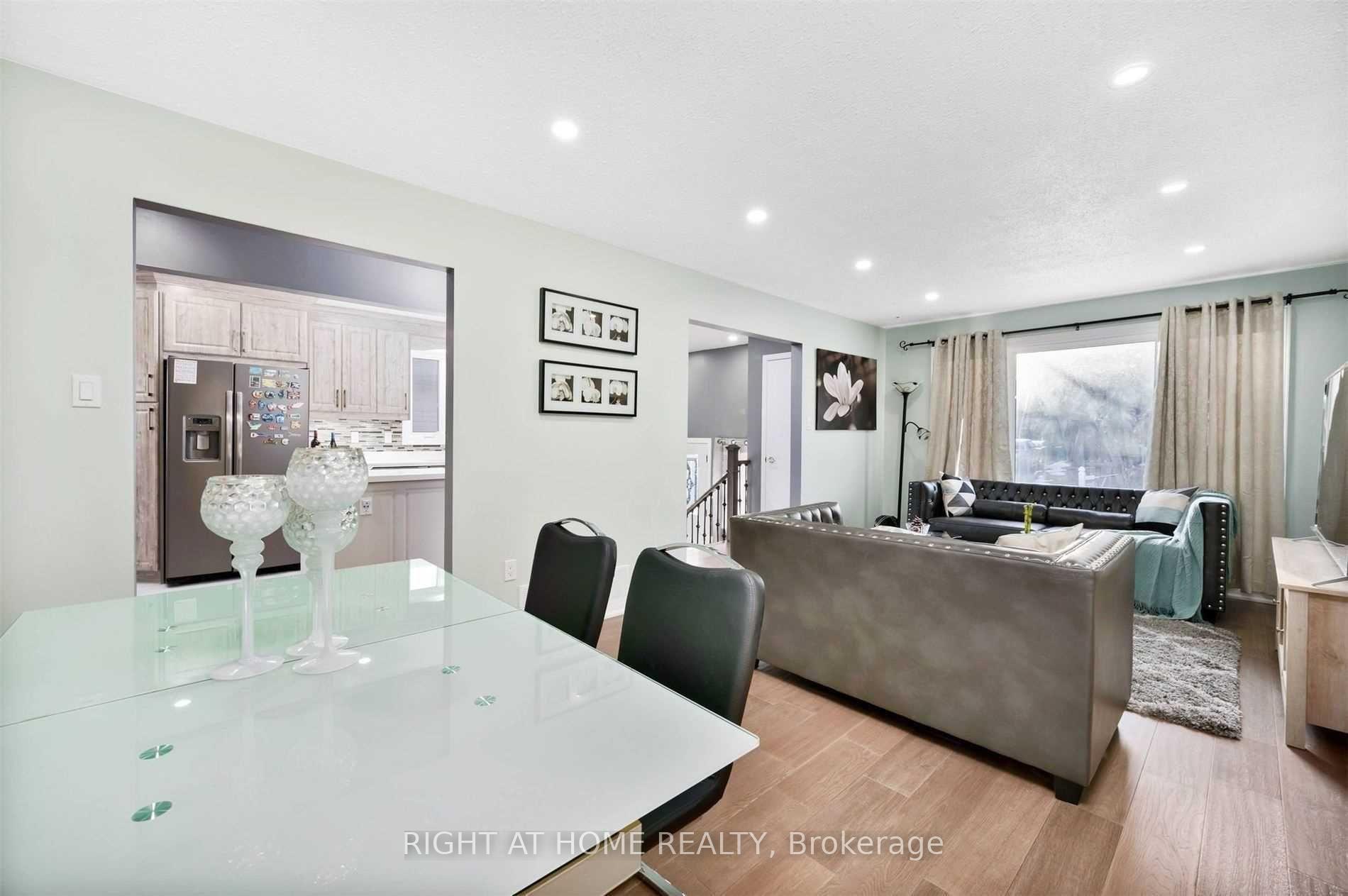 Photo 4 of Unit Unit A, 219 Limerick Street, Oshawa, Vanier — HOMEH