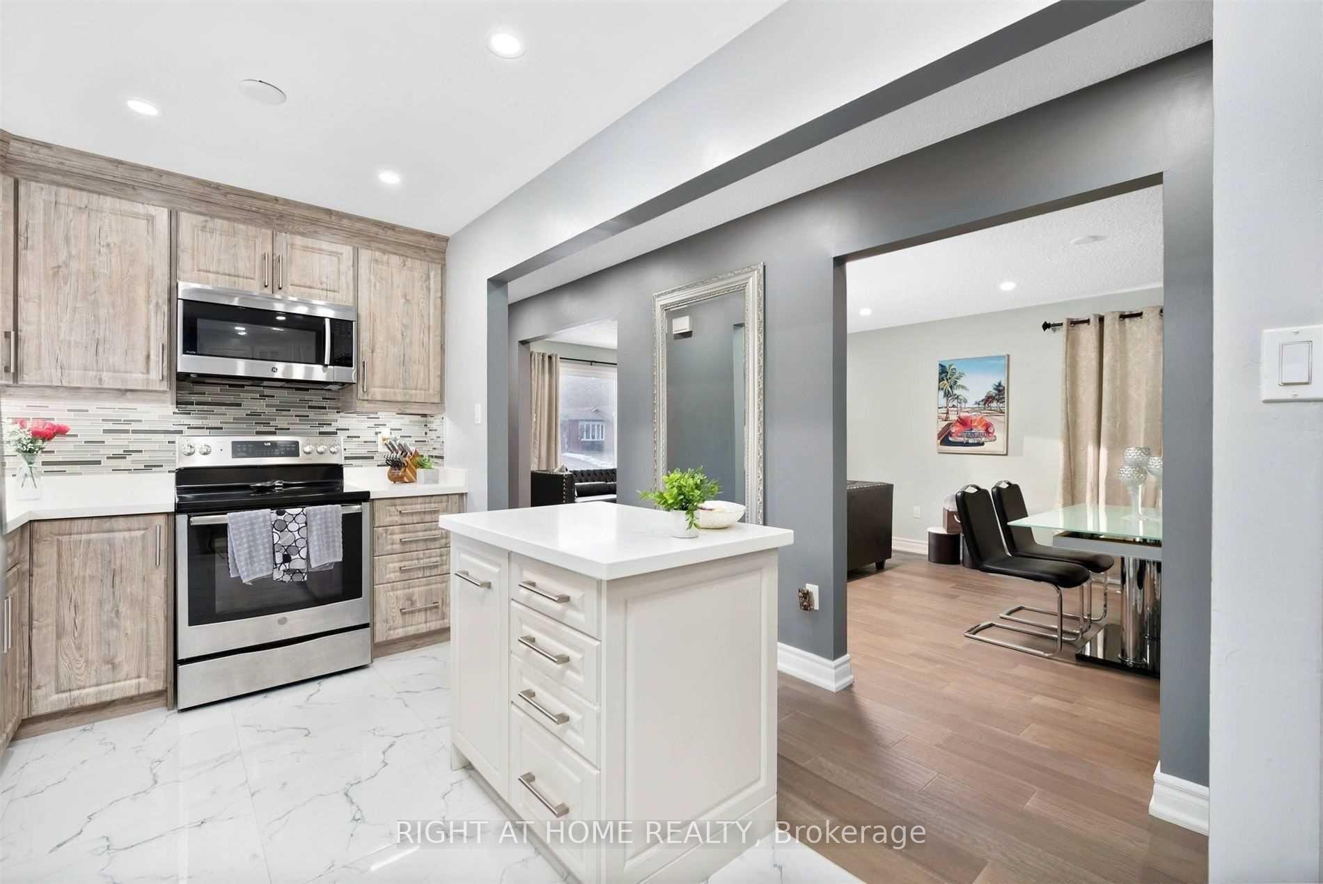 Photo 7 of Unit Unit A, 219 Limerick Street, Oshawa, Vanier — HOMEH