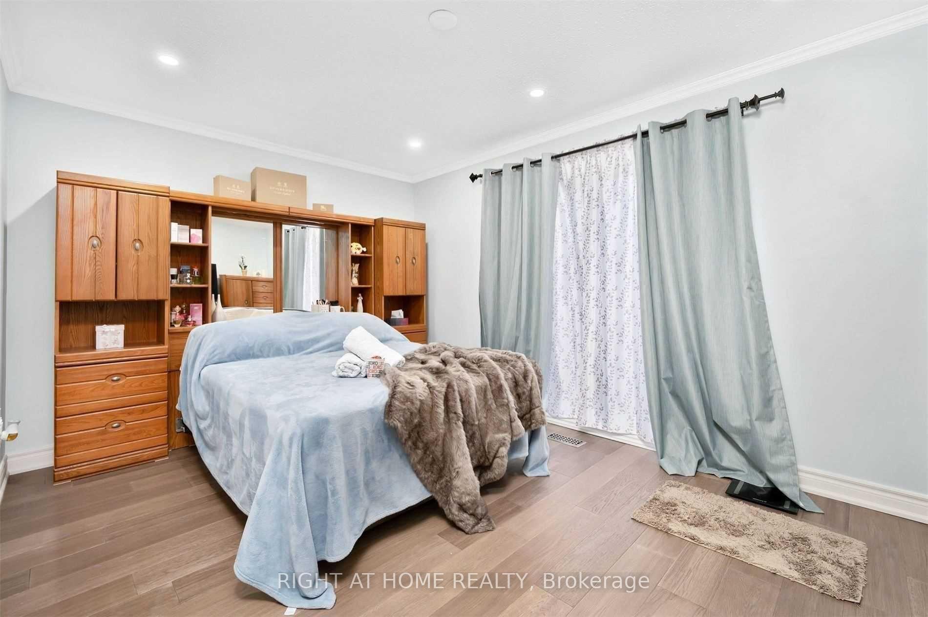 Photo 10 of Unit Unit A, 219 Limerick Street, Oshawa, Vanier — HOMEH