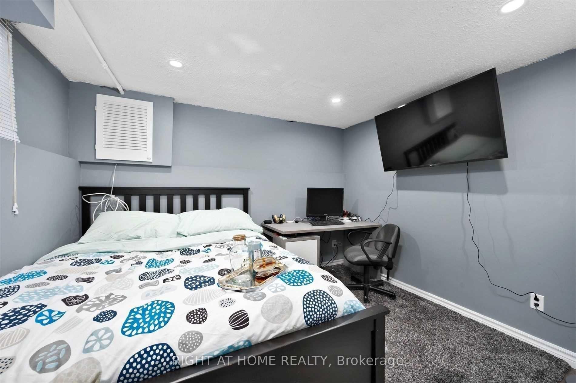 Photo 13 of Unit Unit A, 219 Limerick Street, Oshawa, Vanier — HOMEH