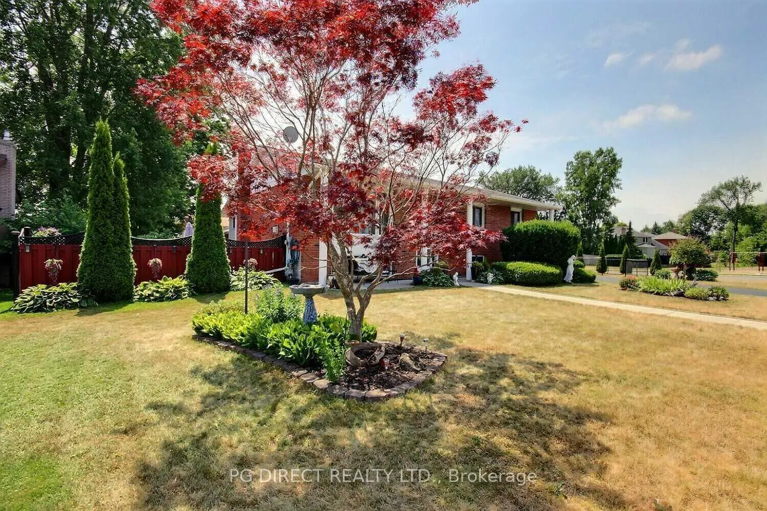 Photo 2 of 65 O'Neil Crescent, Quinte West, Trenton Ward — HOMEH
