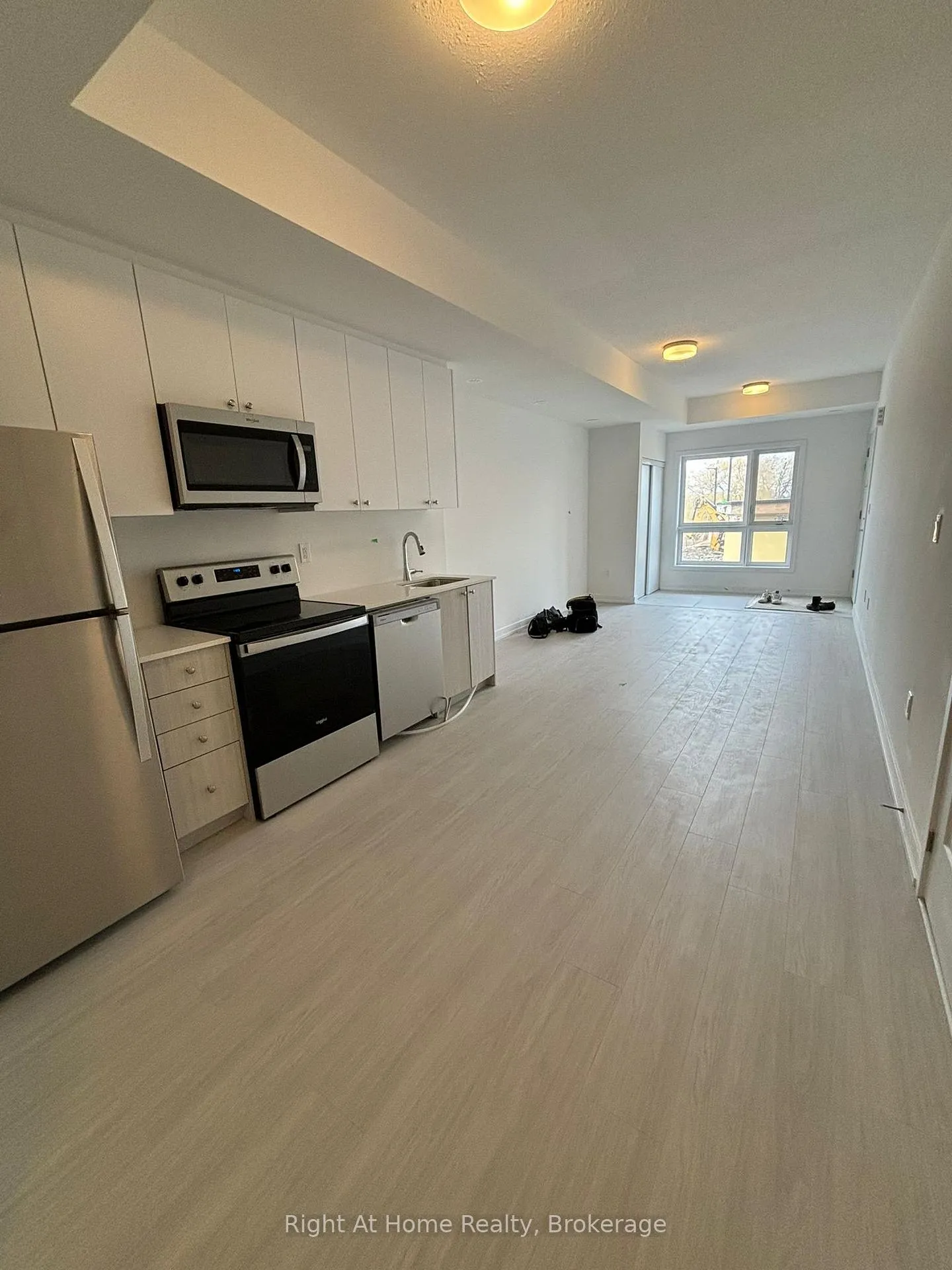 Photo 3 of Unit R31, 25 Palace Street, Kitchener — HOMEH