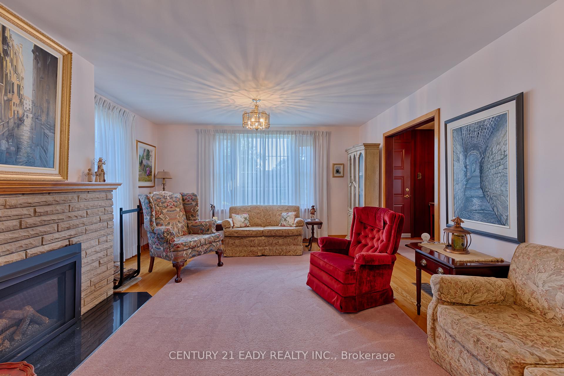 Photo 21 of 6 Nadobny Lane, Renfrew — HOMEH