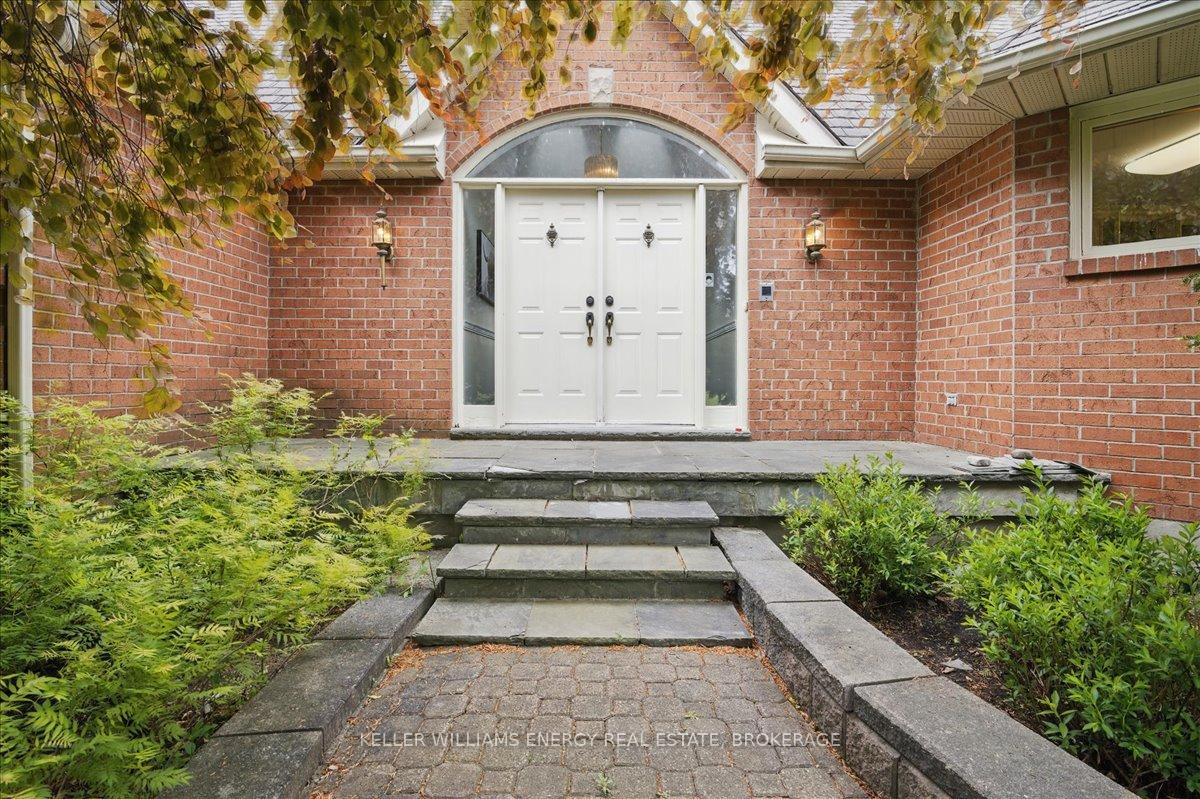 Photo 4 of 3270 Greenburn Place, Pickering, Rural Pickering — HOMEH