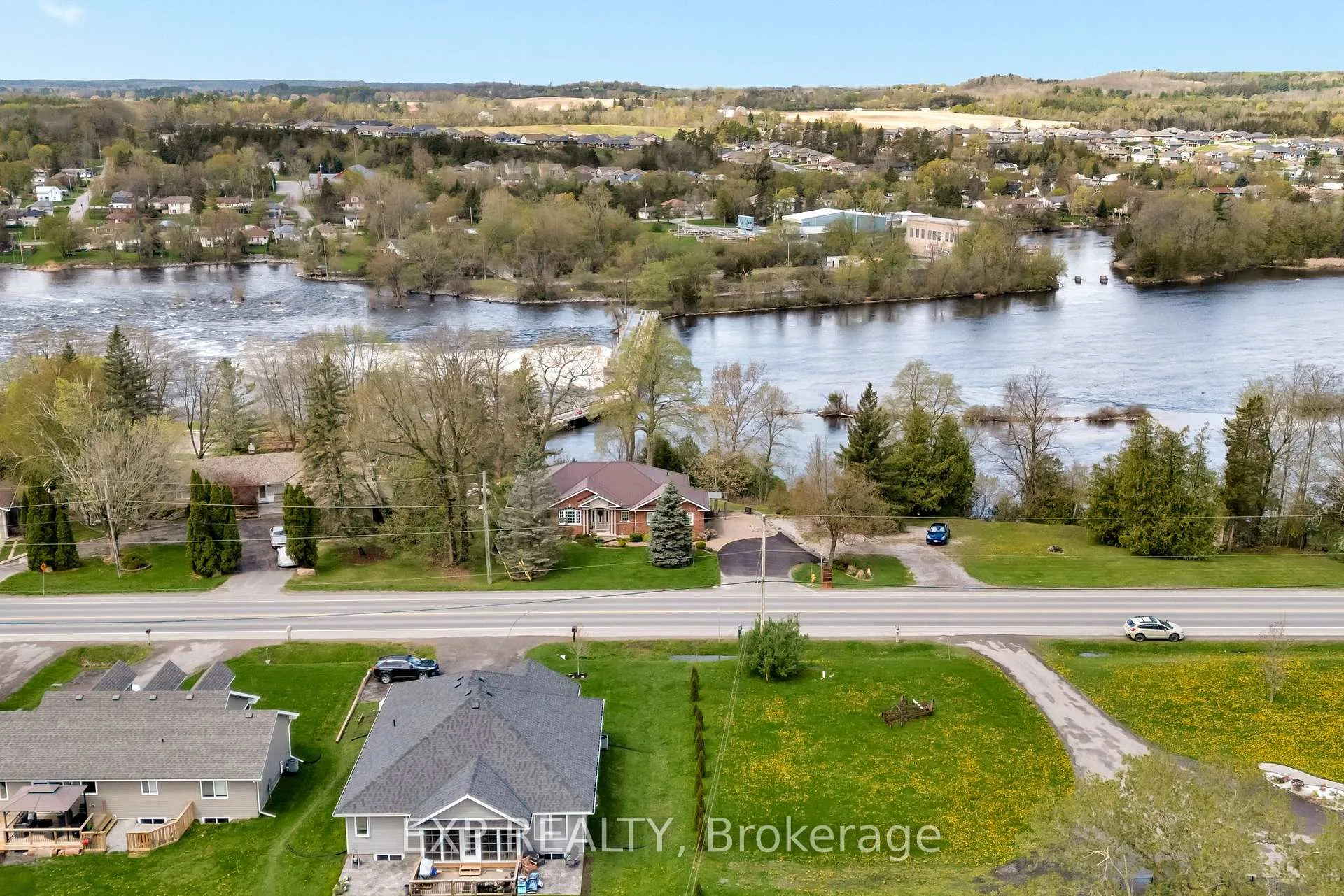 Photo 4 of 127 River Drive, Quinte West, Frankford Ward — HOMEH