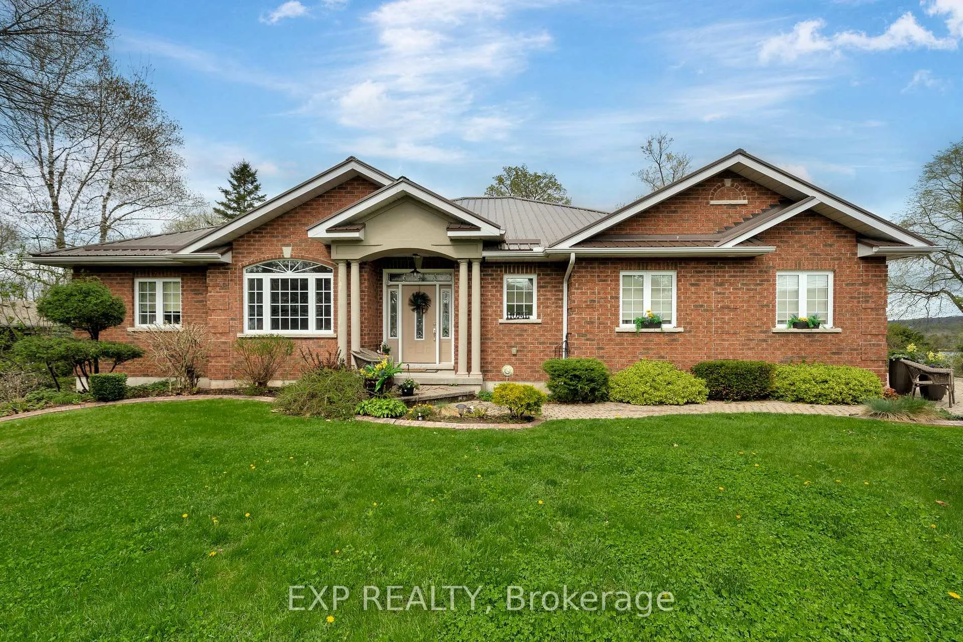 Photo 7 of 127 River Drive, Quinte West, Frankford Ward — HOMEH