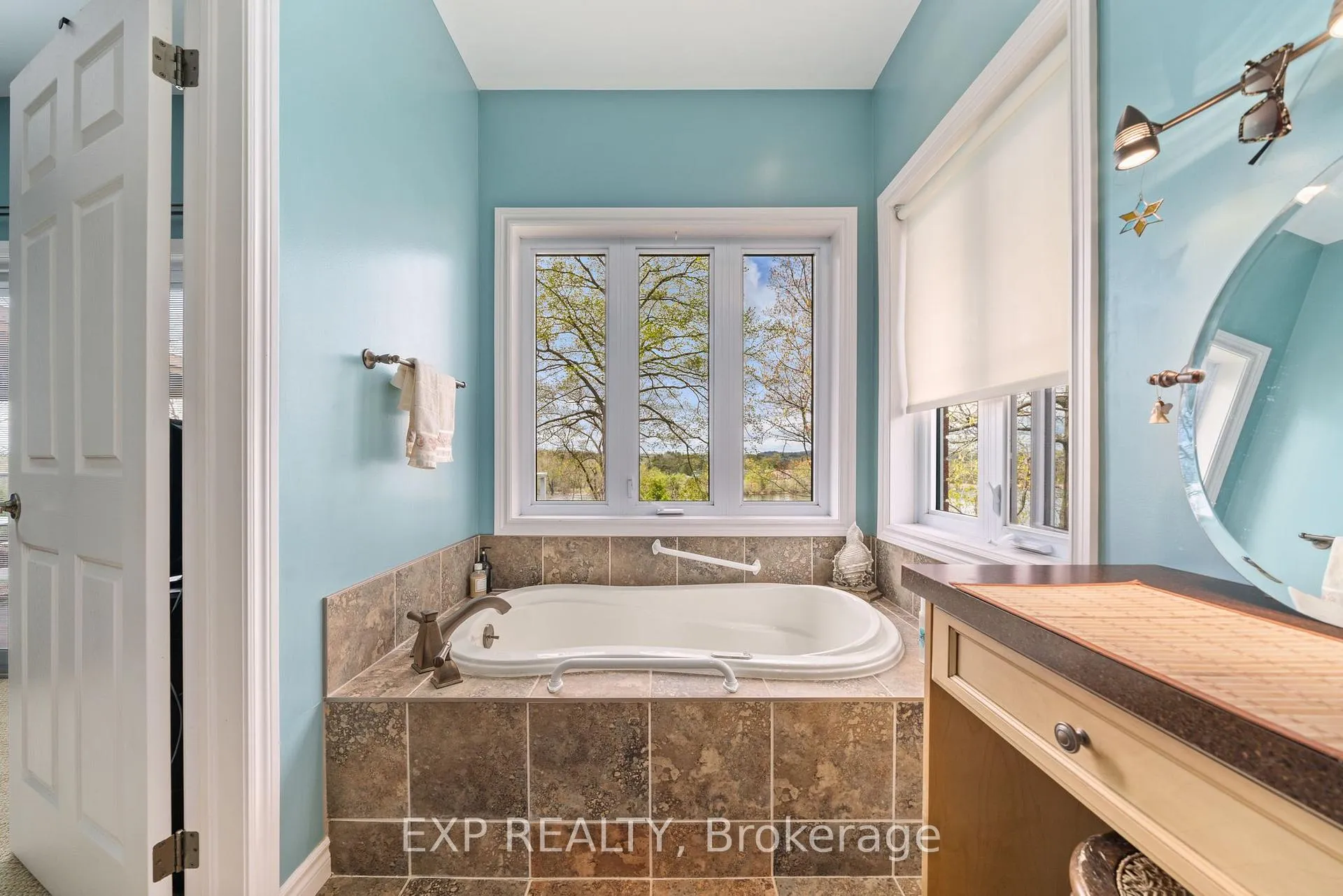 Photo 27 of 127 River Drive, Quinte West, Frankford Ward — HOMEH