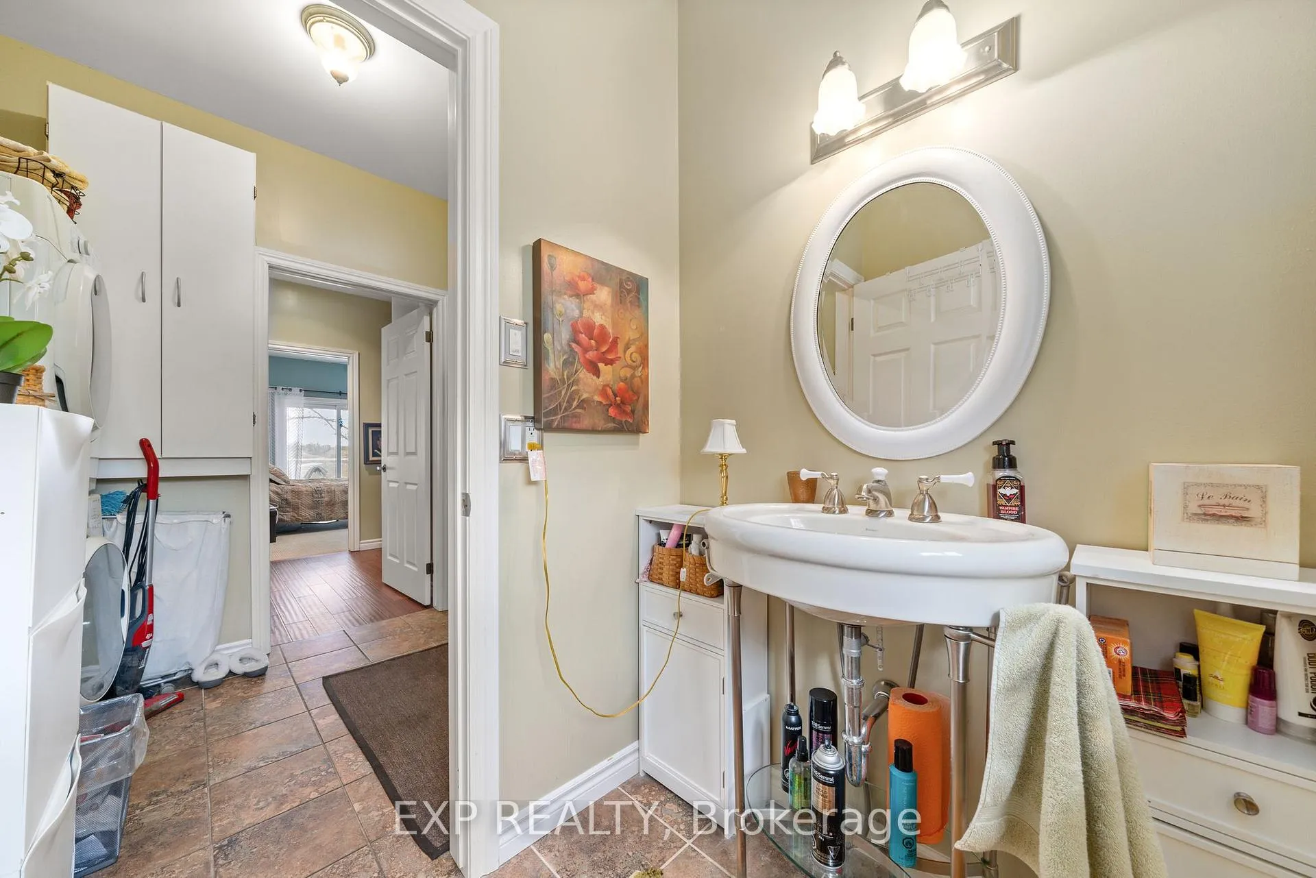 Photo 29 of 127 River Drive, Quinte West, Frankford Ward — HOMEH