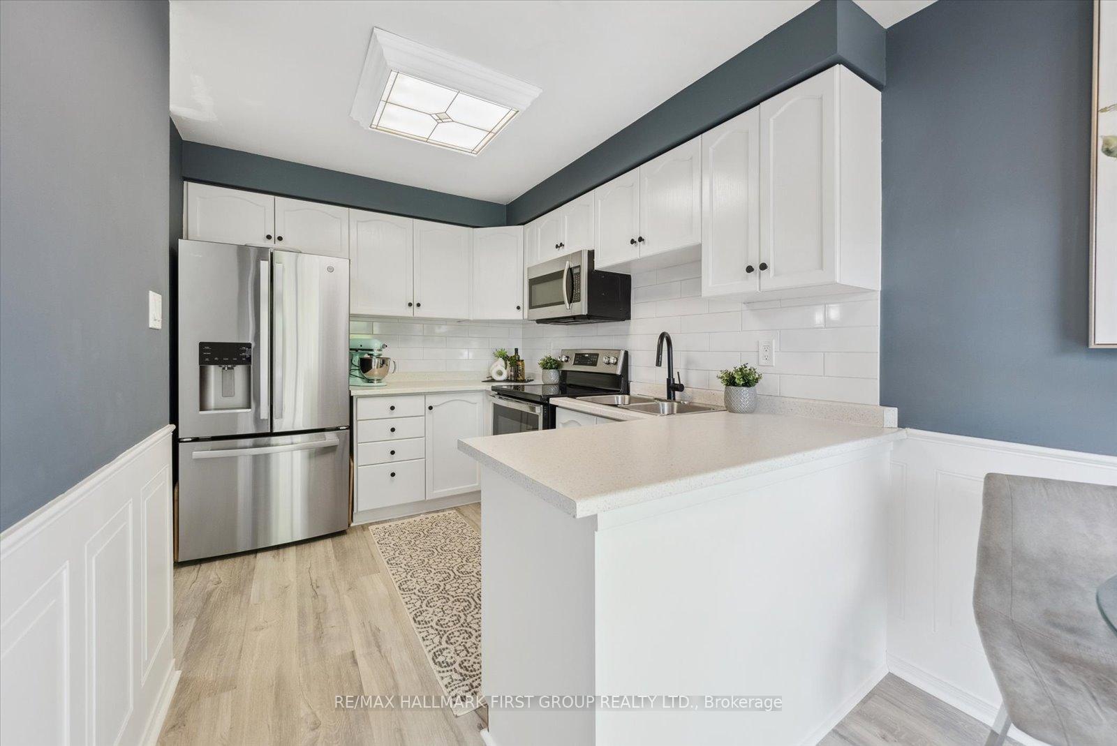 Photo 10 of 1647 Autumn Crescent E, Pickering, Amberlea — HOMEH