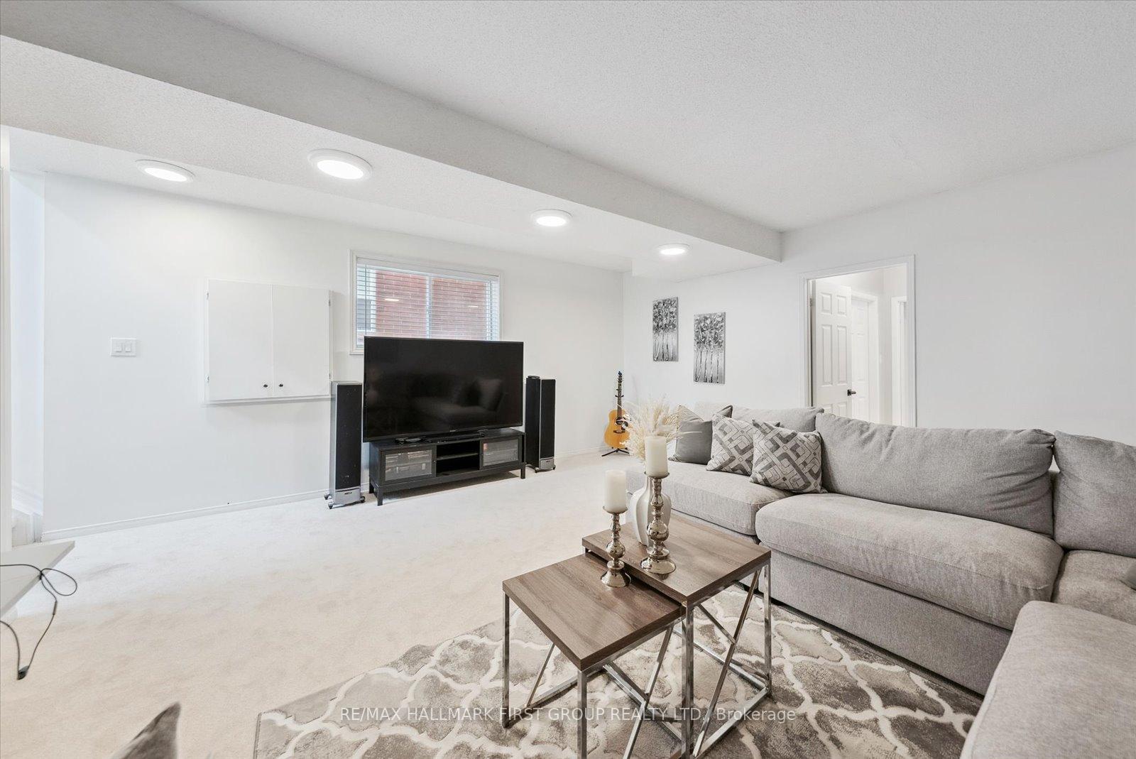 Photo 15 of 1647 Autumn Crescent E, Pickering, Amberlea — HOMEH